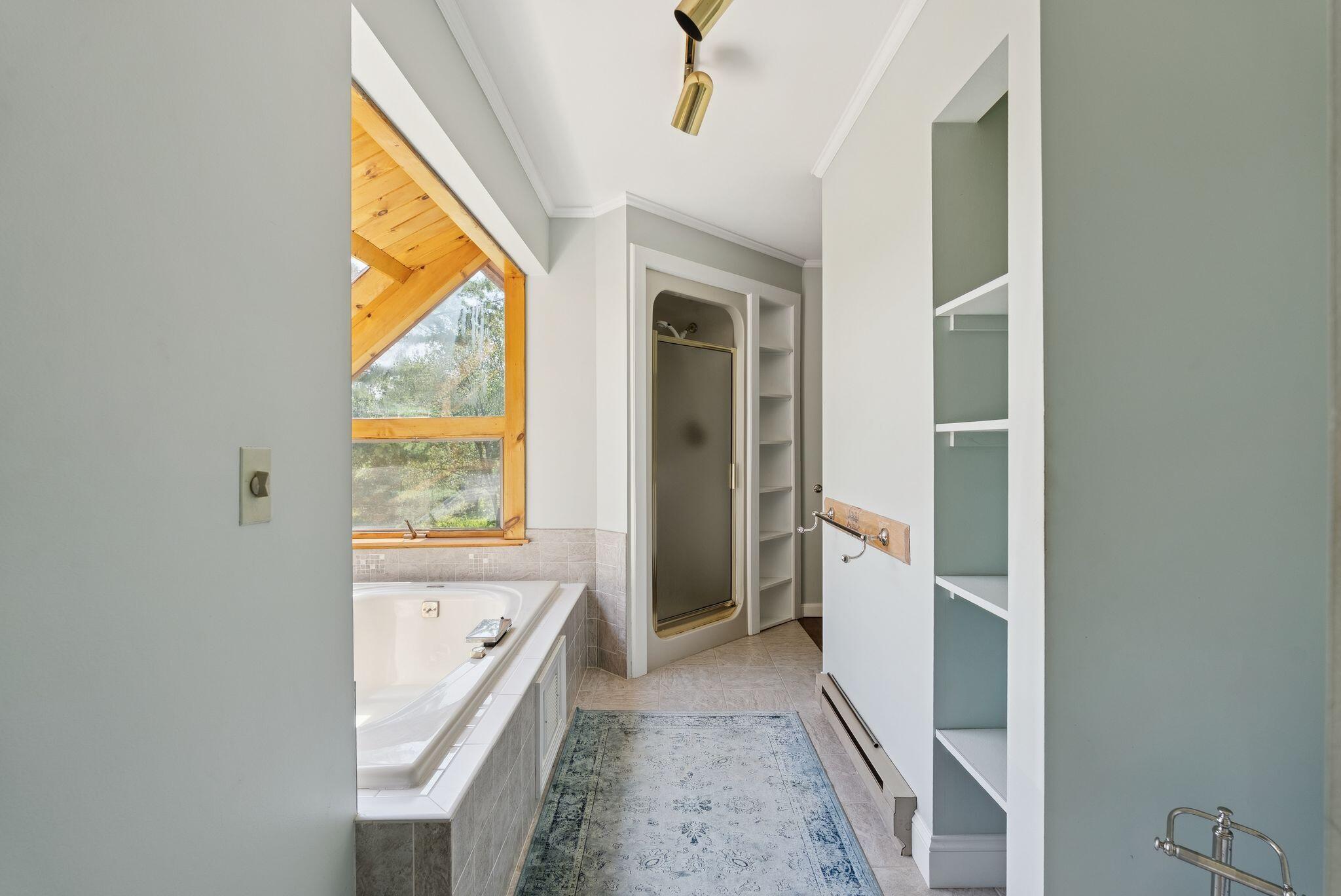 1048 Sawyer Road