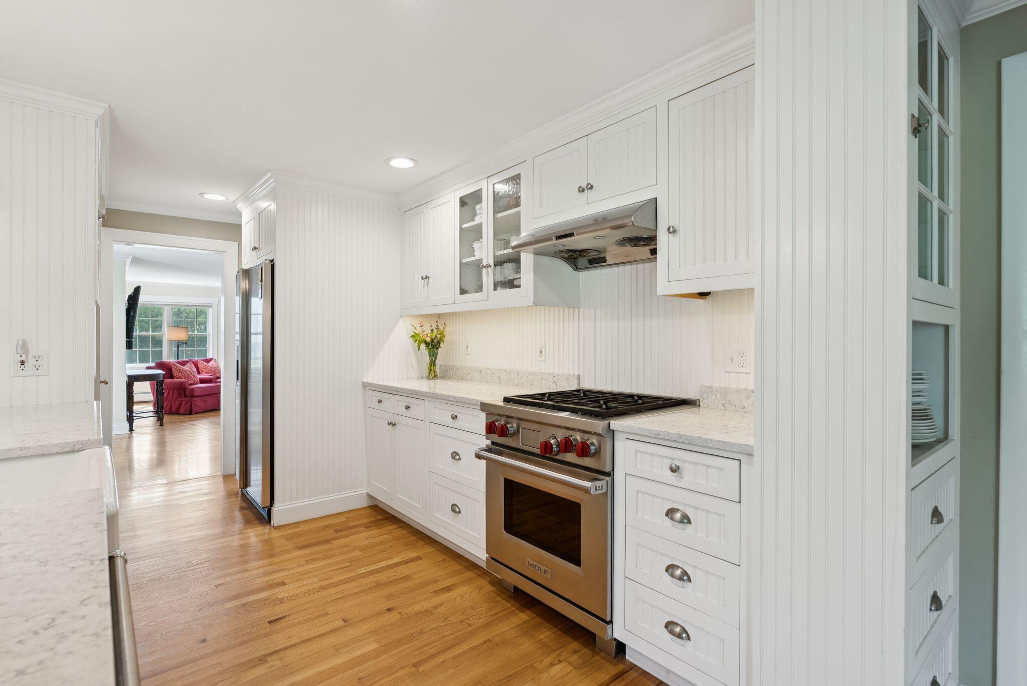 2 Tides Edge Road