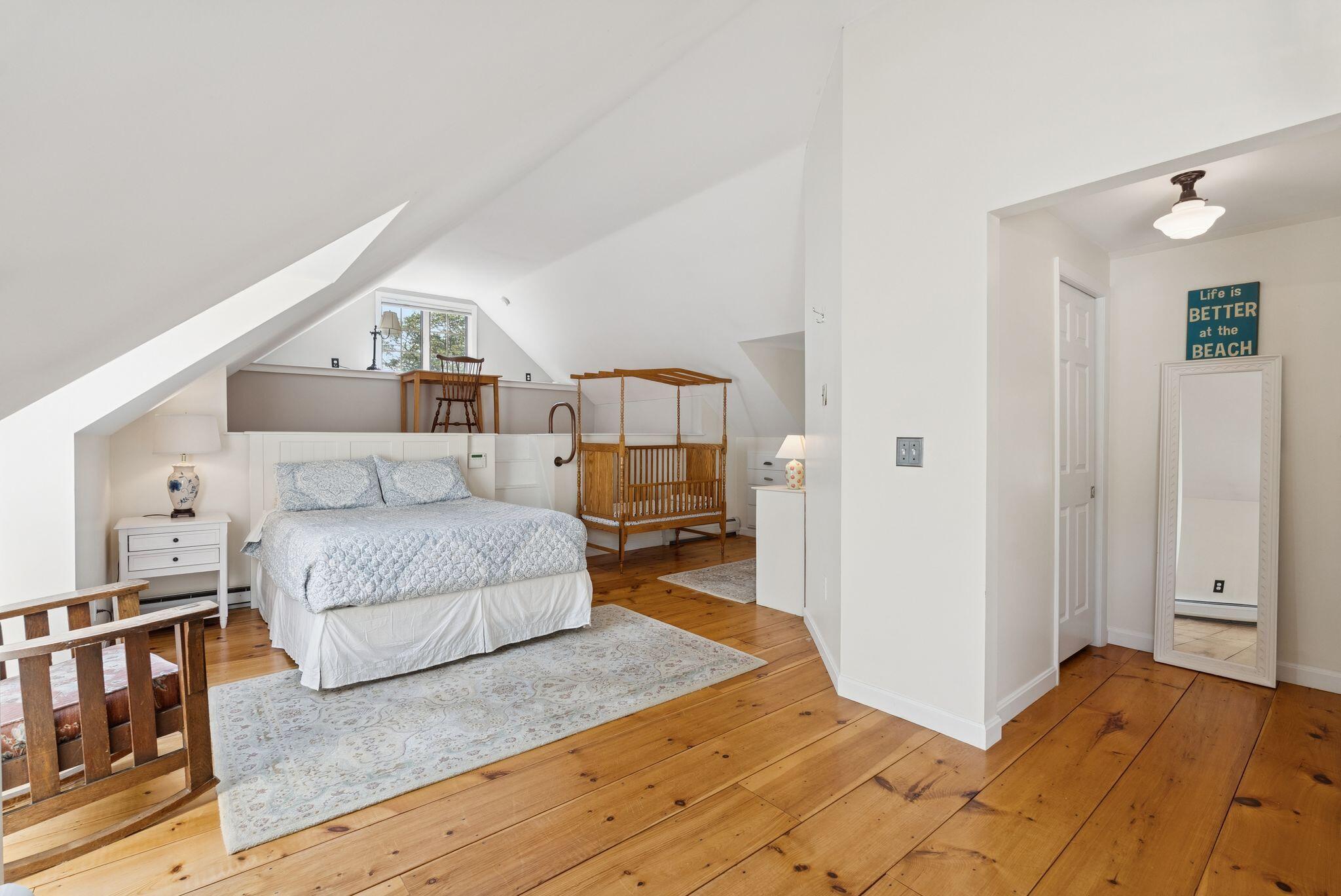 2 Tides Edge Road