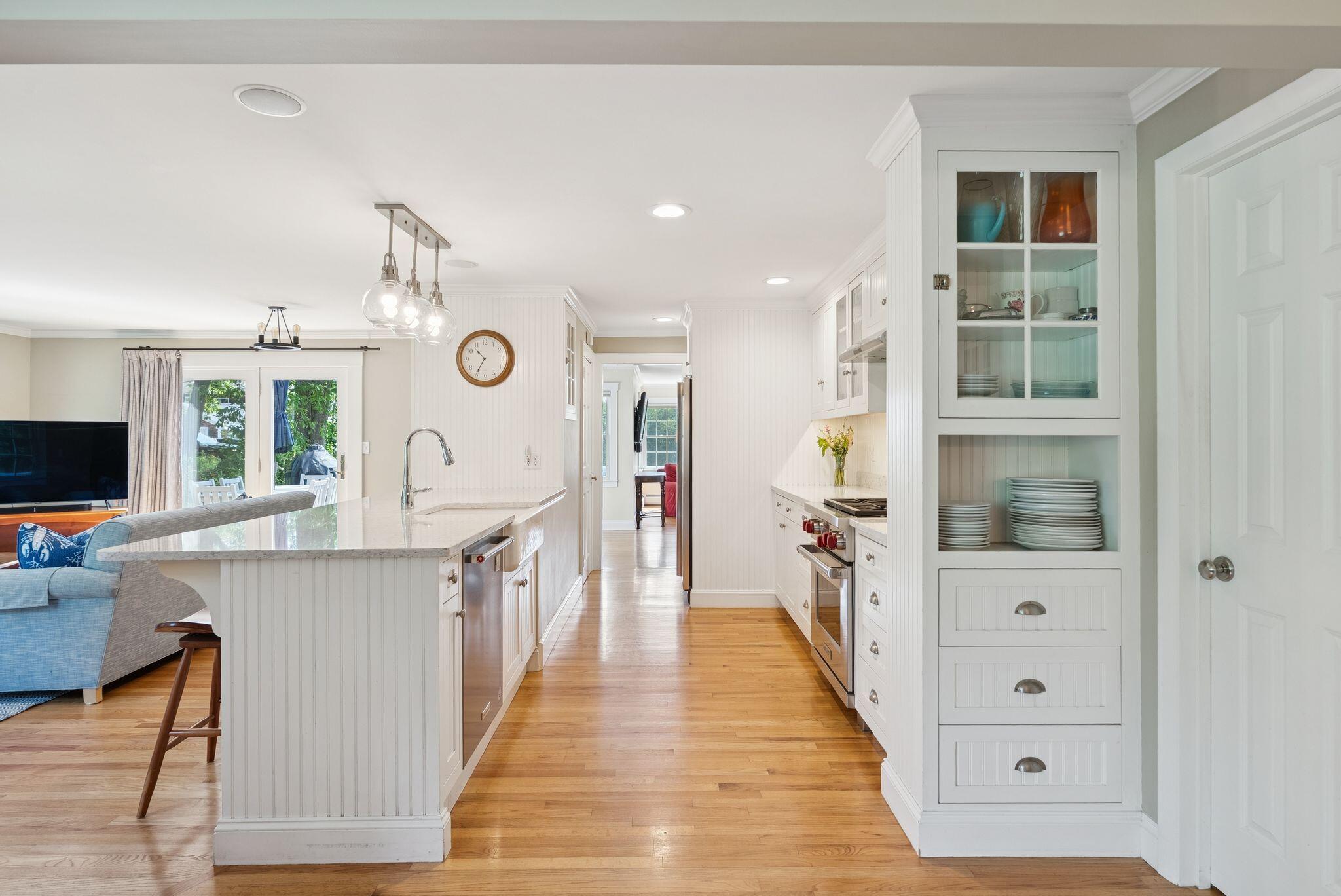 2 Tides Edge Road