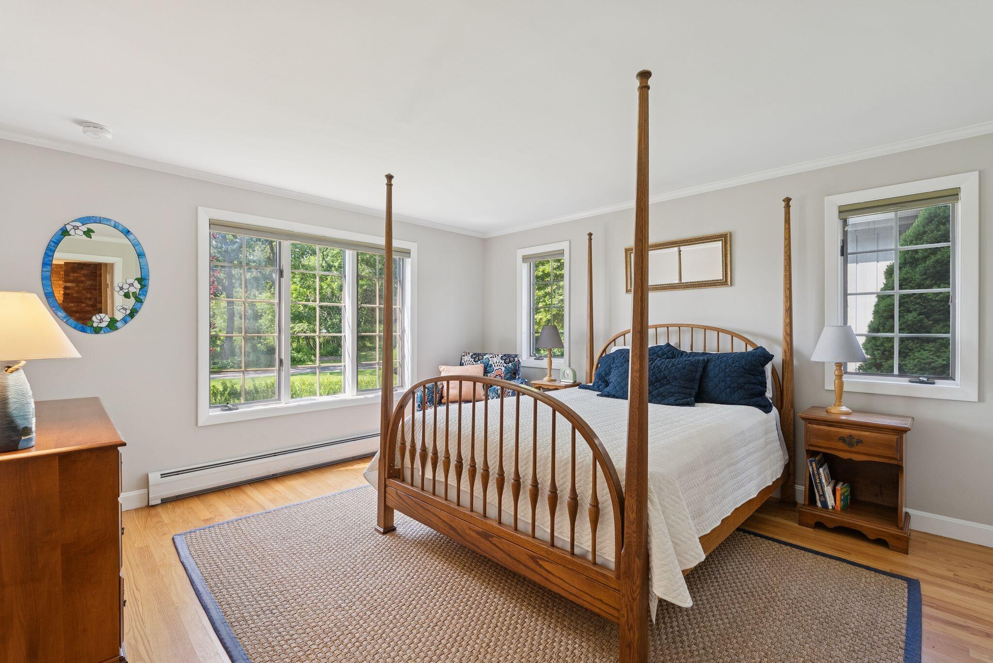 2 Tides Edge Road