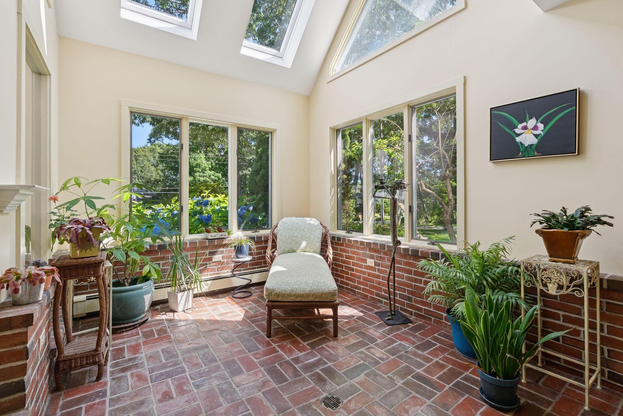 40 Broad Cove Road