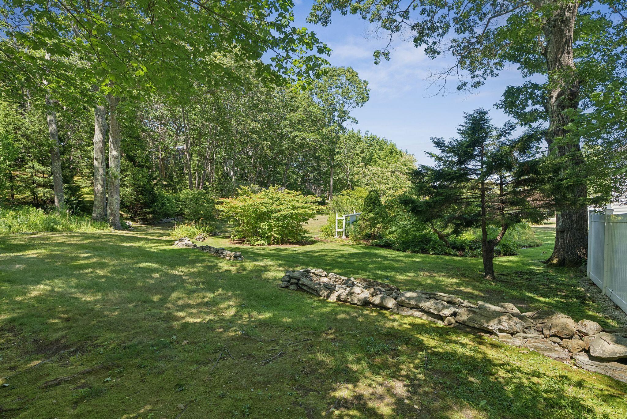 40 Broad Cove Road
