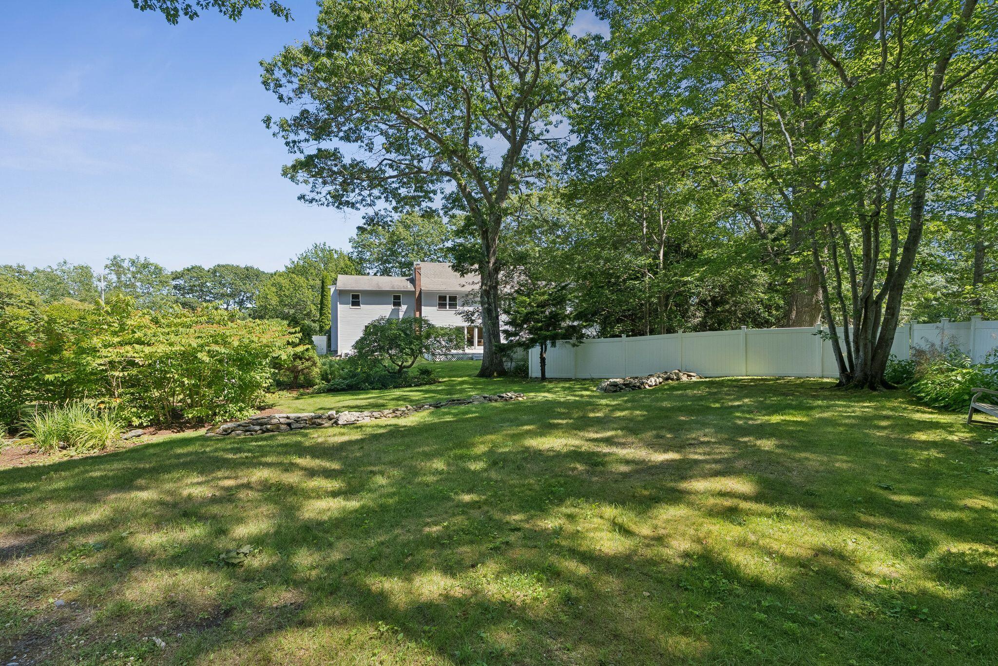 40 Broad Cove Road