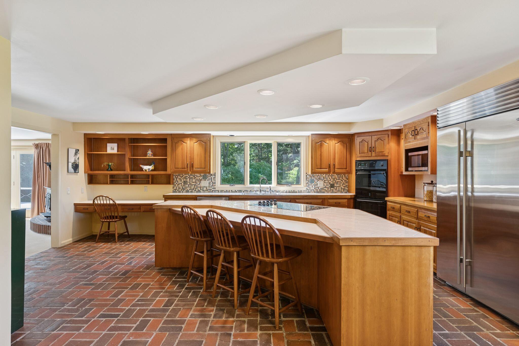 40 Broad Cove Road