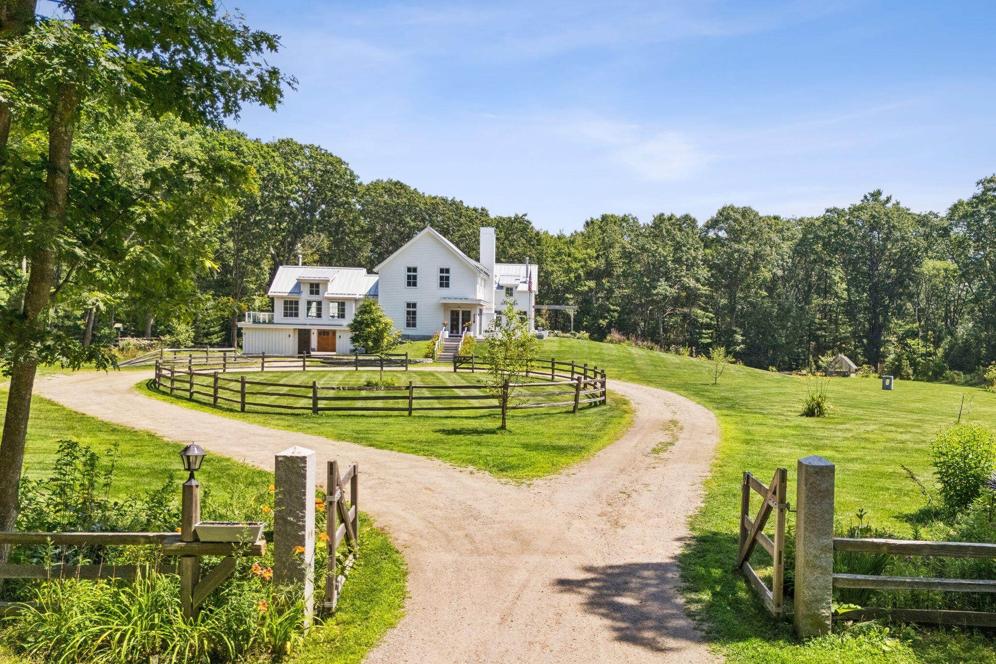 1200 Shore Road