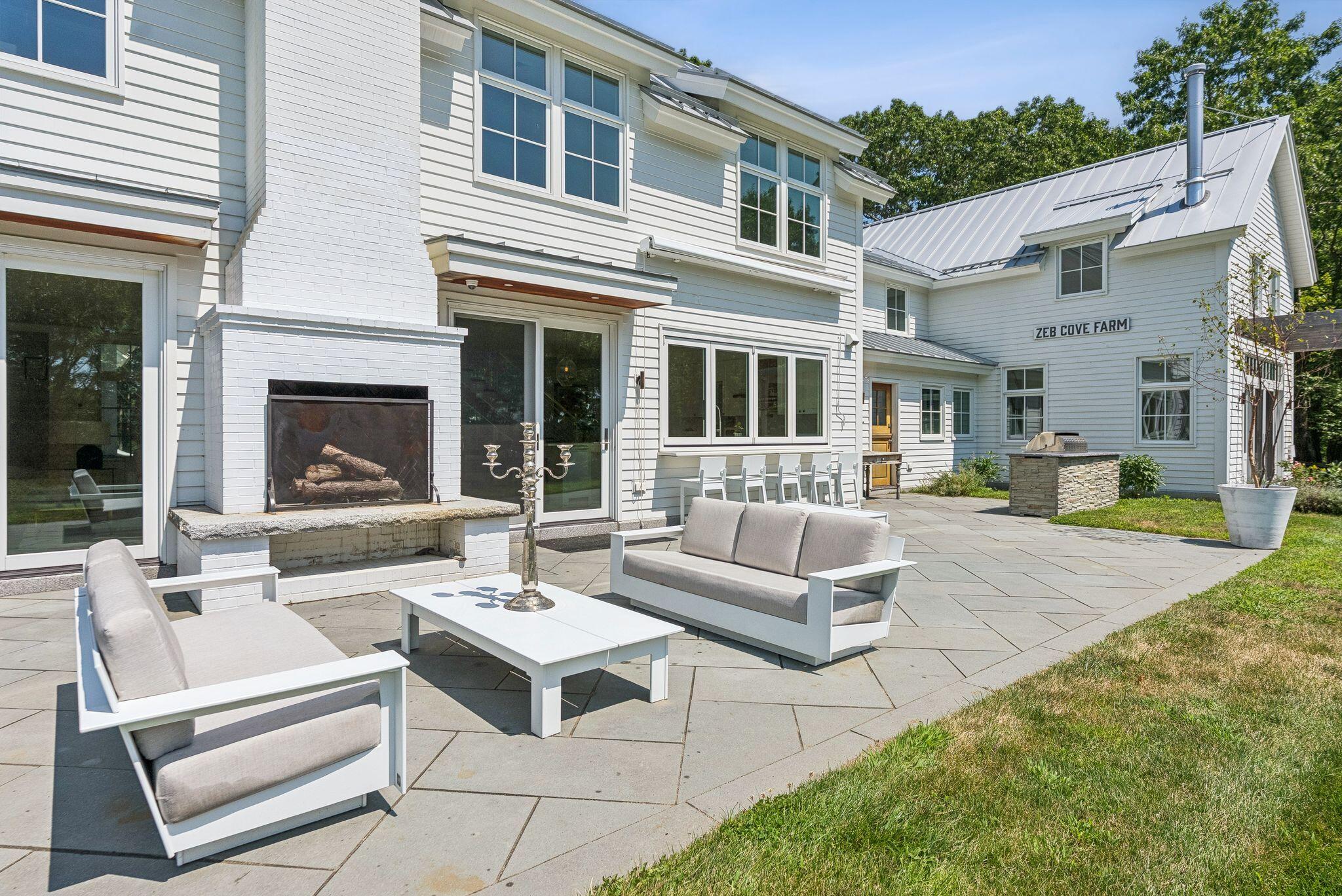 1200 Shore Road