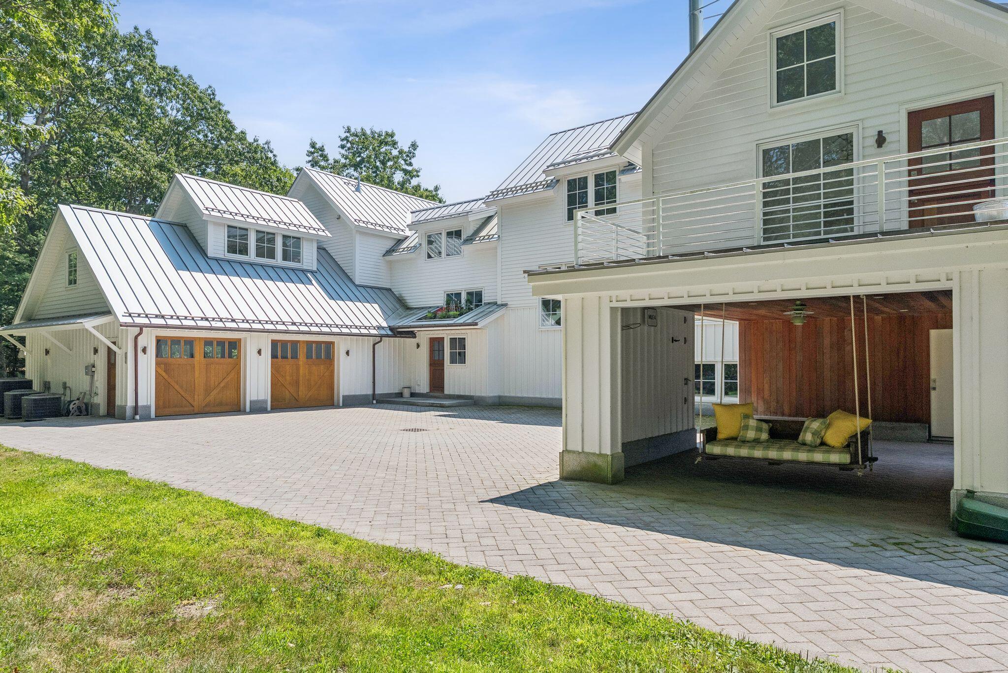 1200 Shore Road