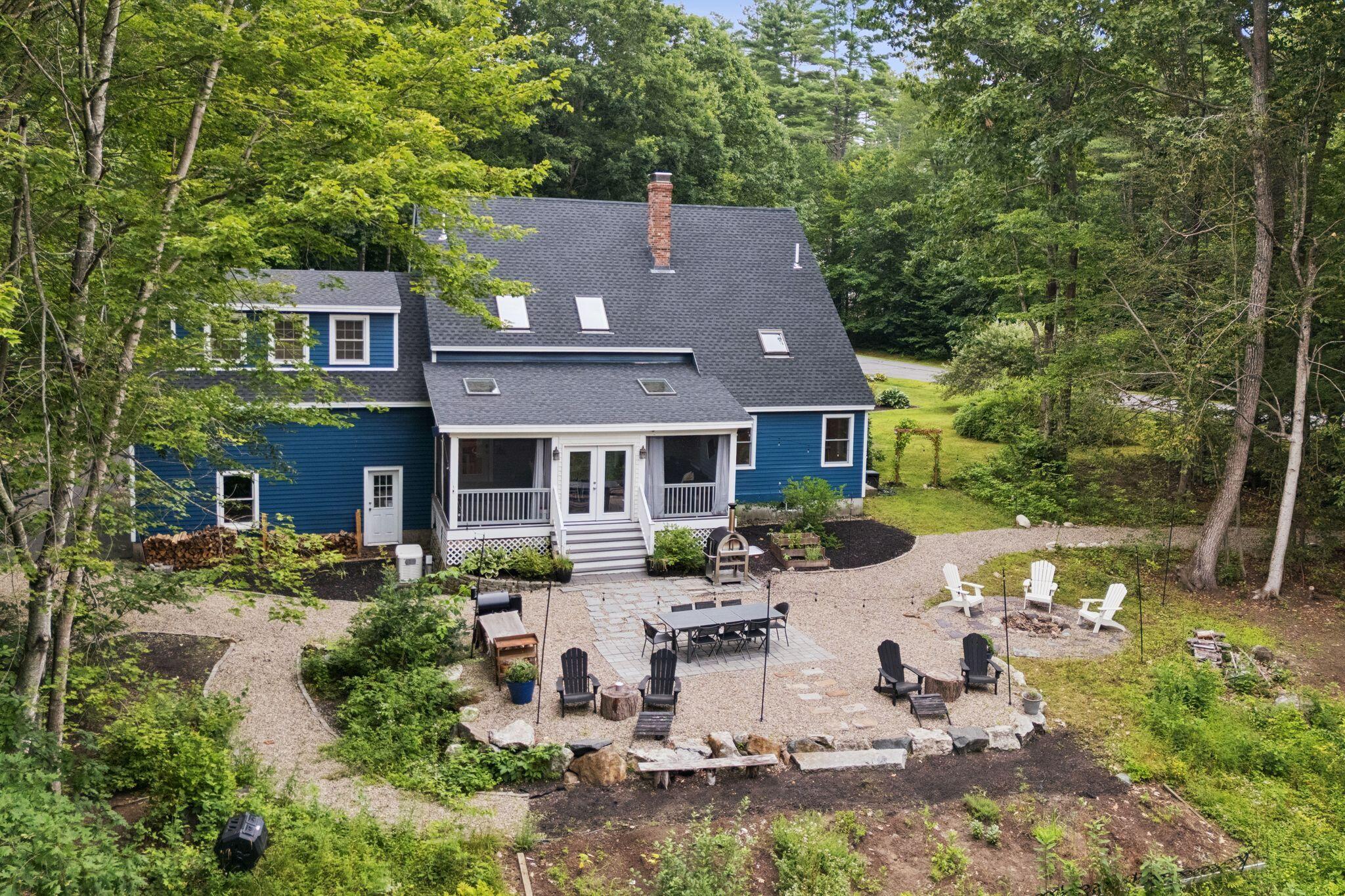 43 Lakeside Drive