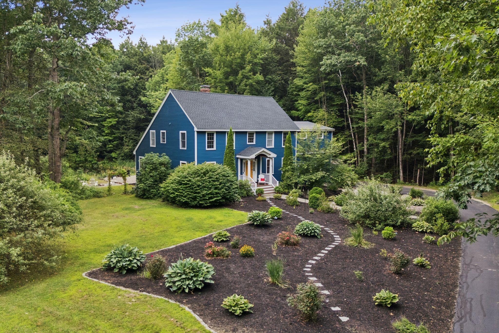 43 Lakeside Drive