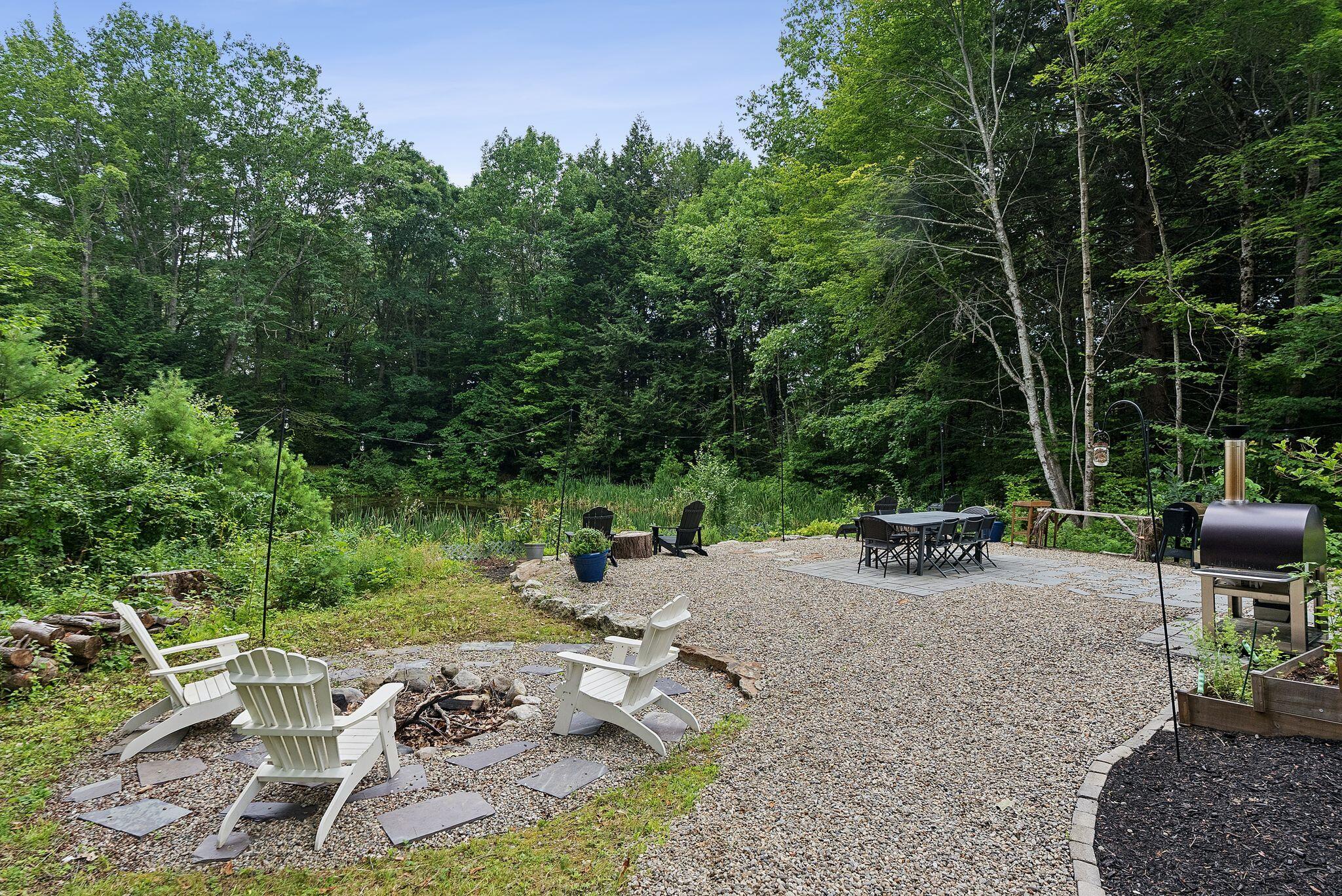 43 Lakeside Drive