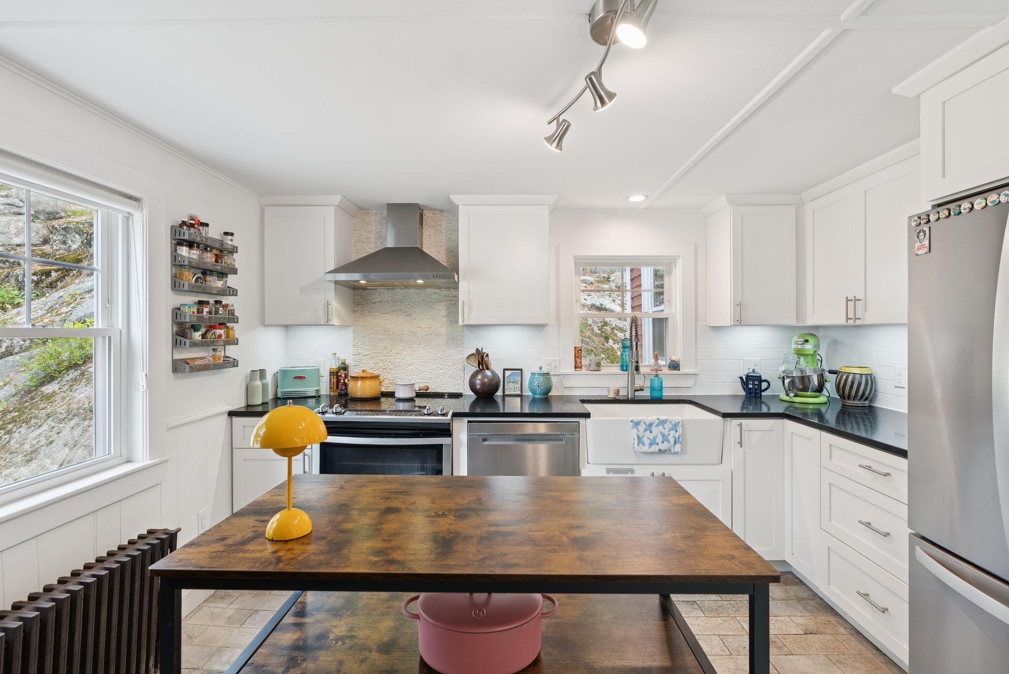 5 Lilac Street