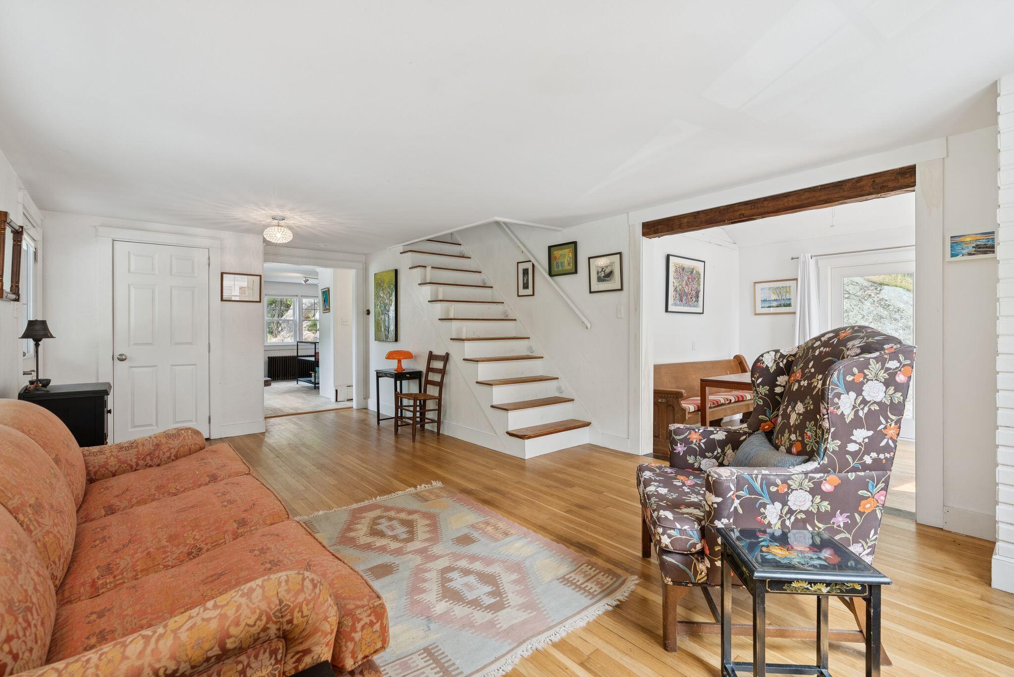 5 Lilac Street