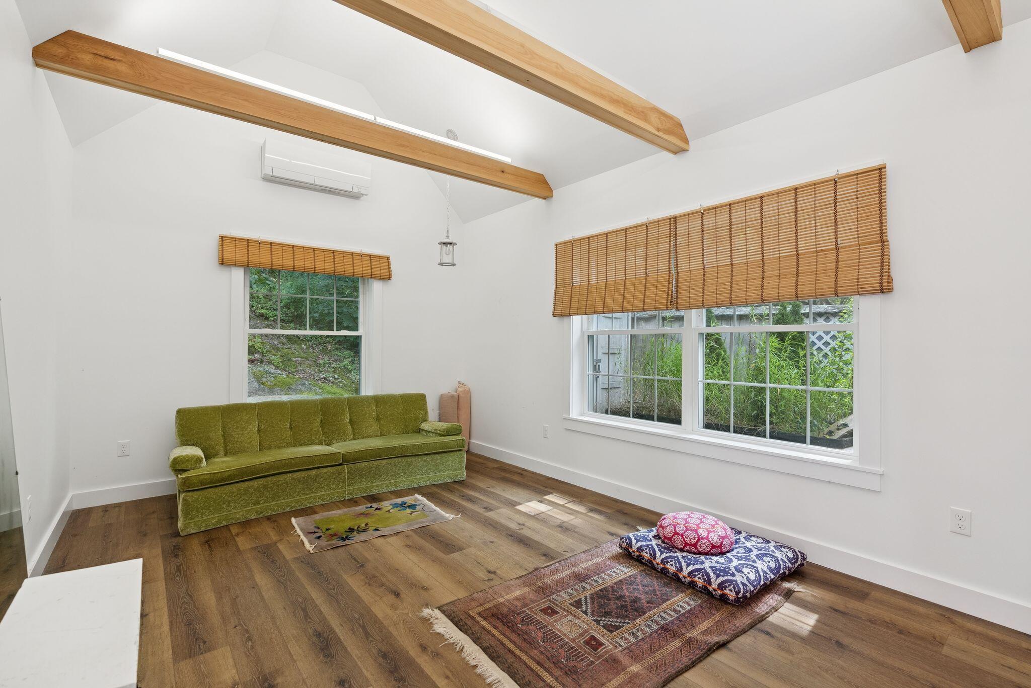 5 Lilac Street