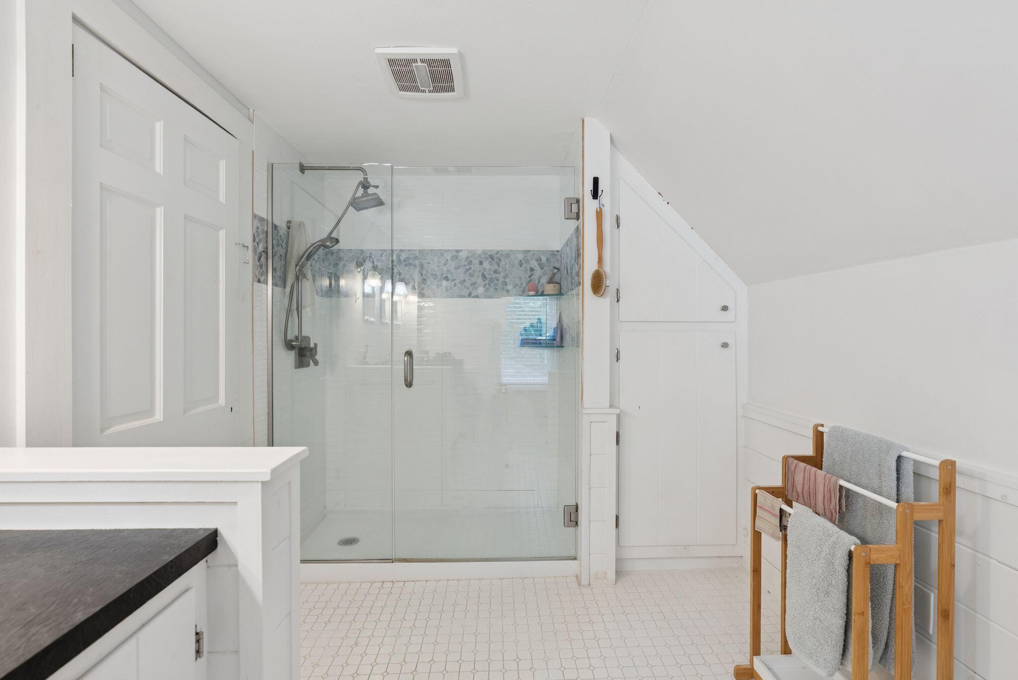 5 Lilac Street