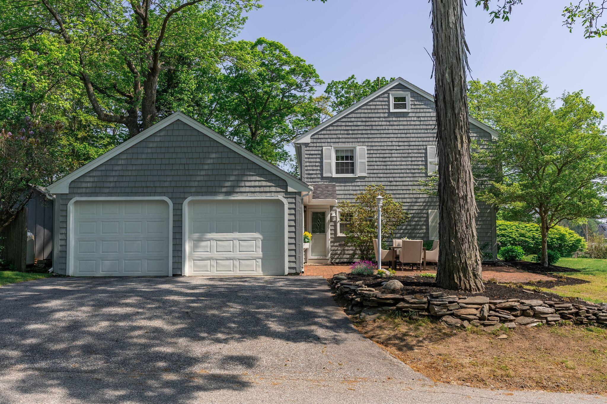 1113 Shore Road
