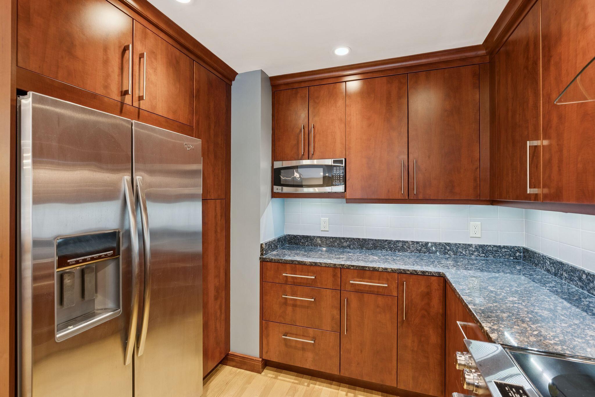 209 Vaughan Street, 7