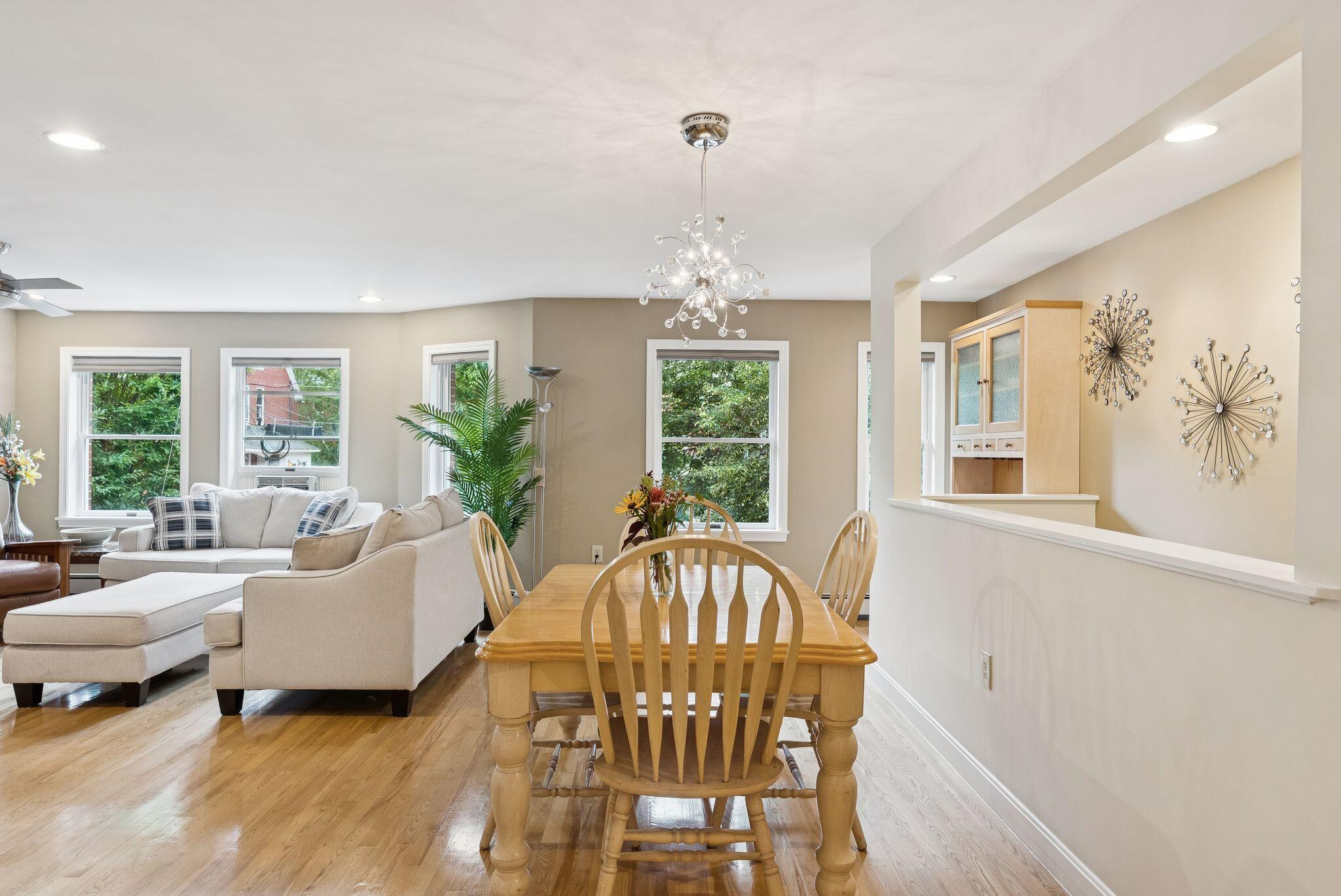 209 Vaughan Street, 7