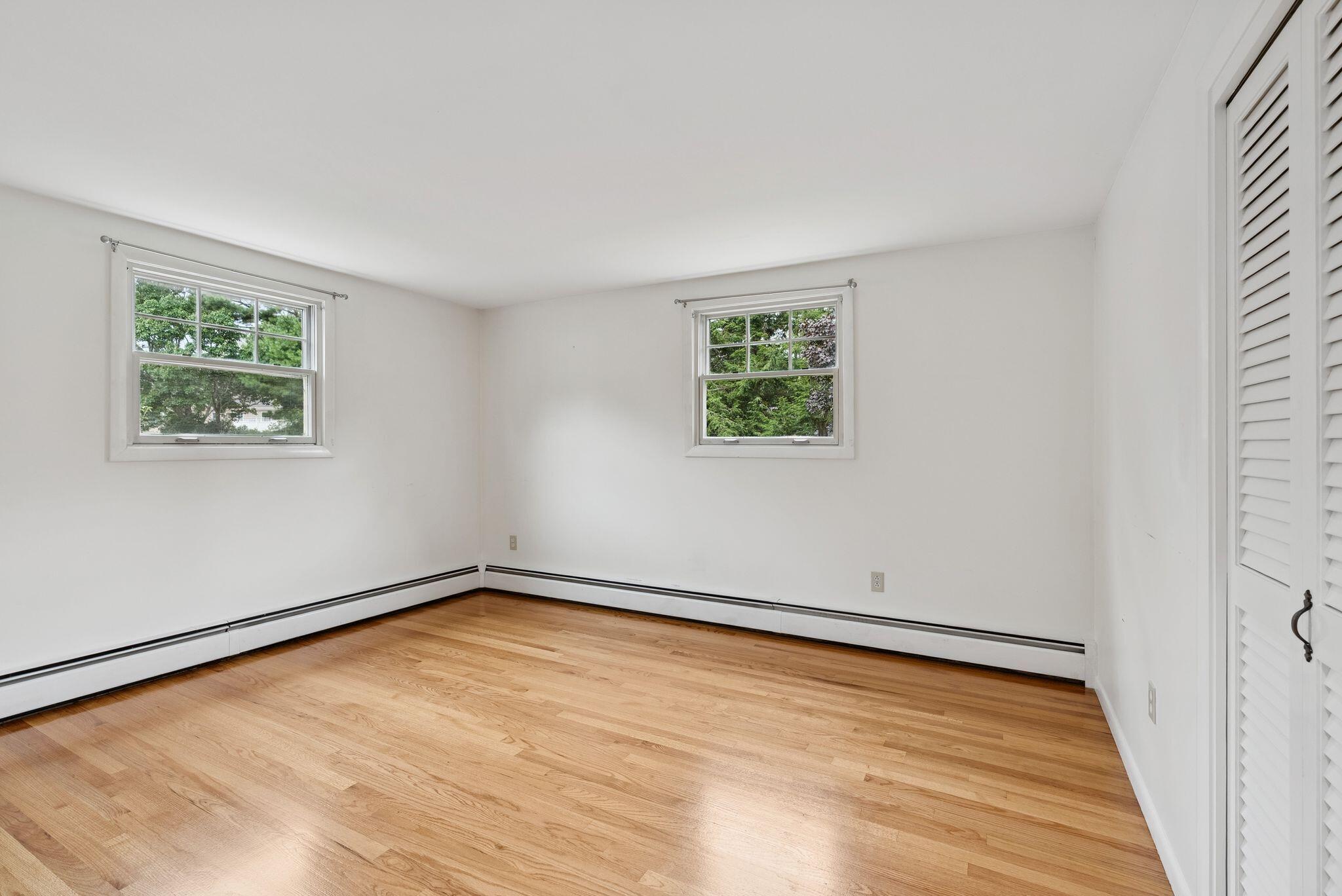 9 Eastfield Road