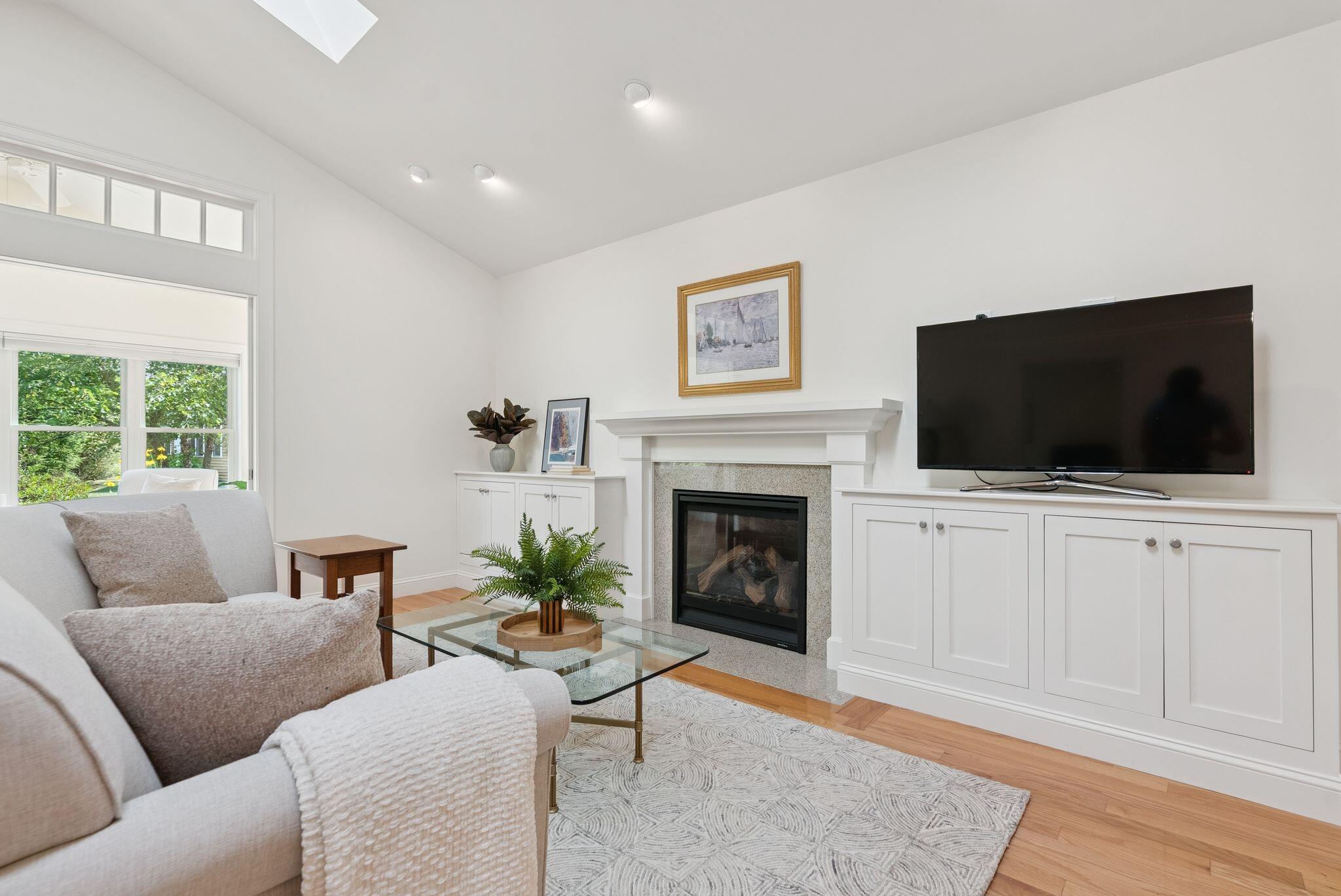 25 Phoebes Way, 37