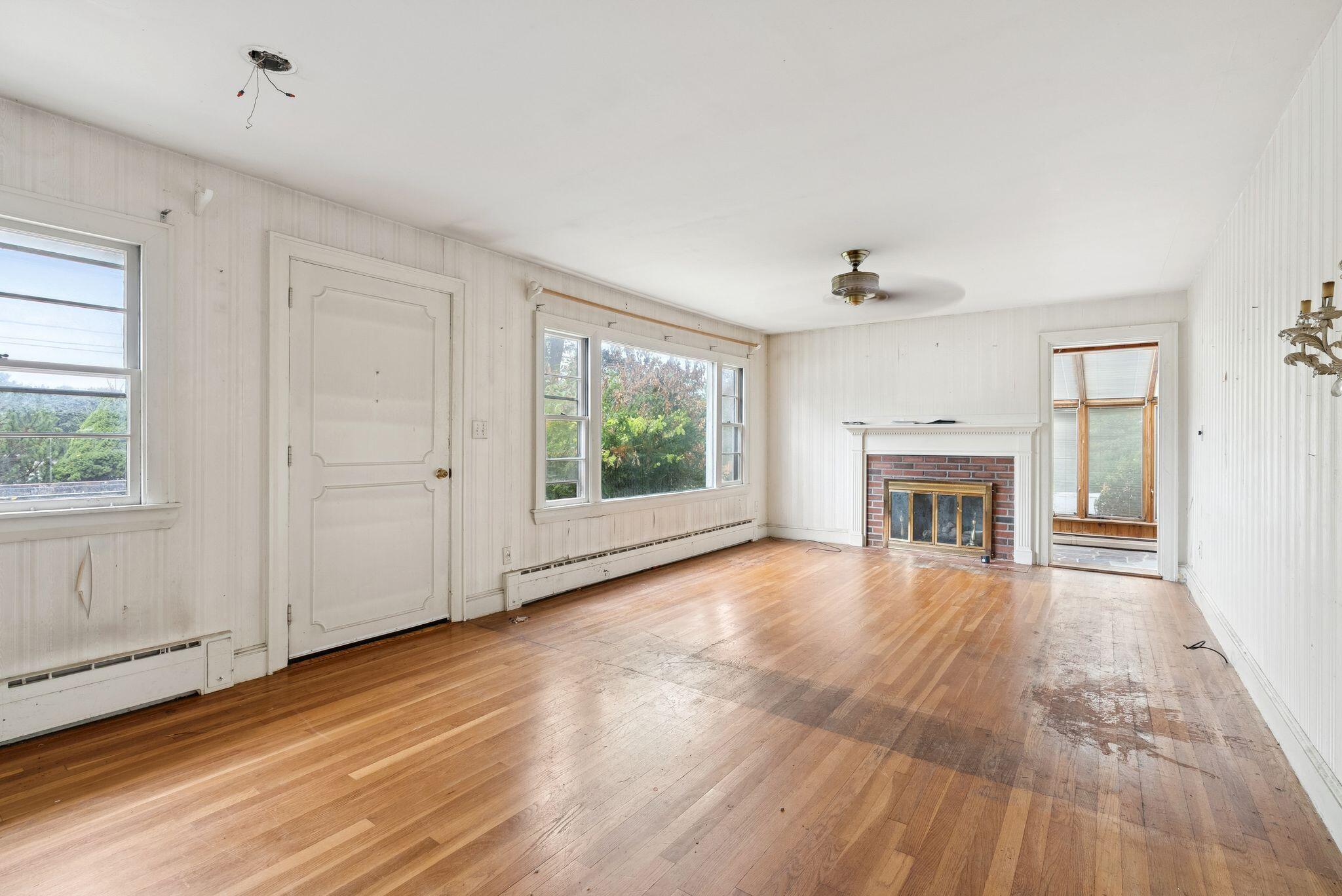 34 Ocean House Road
