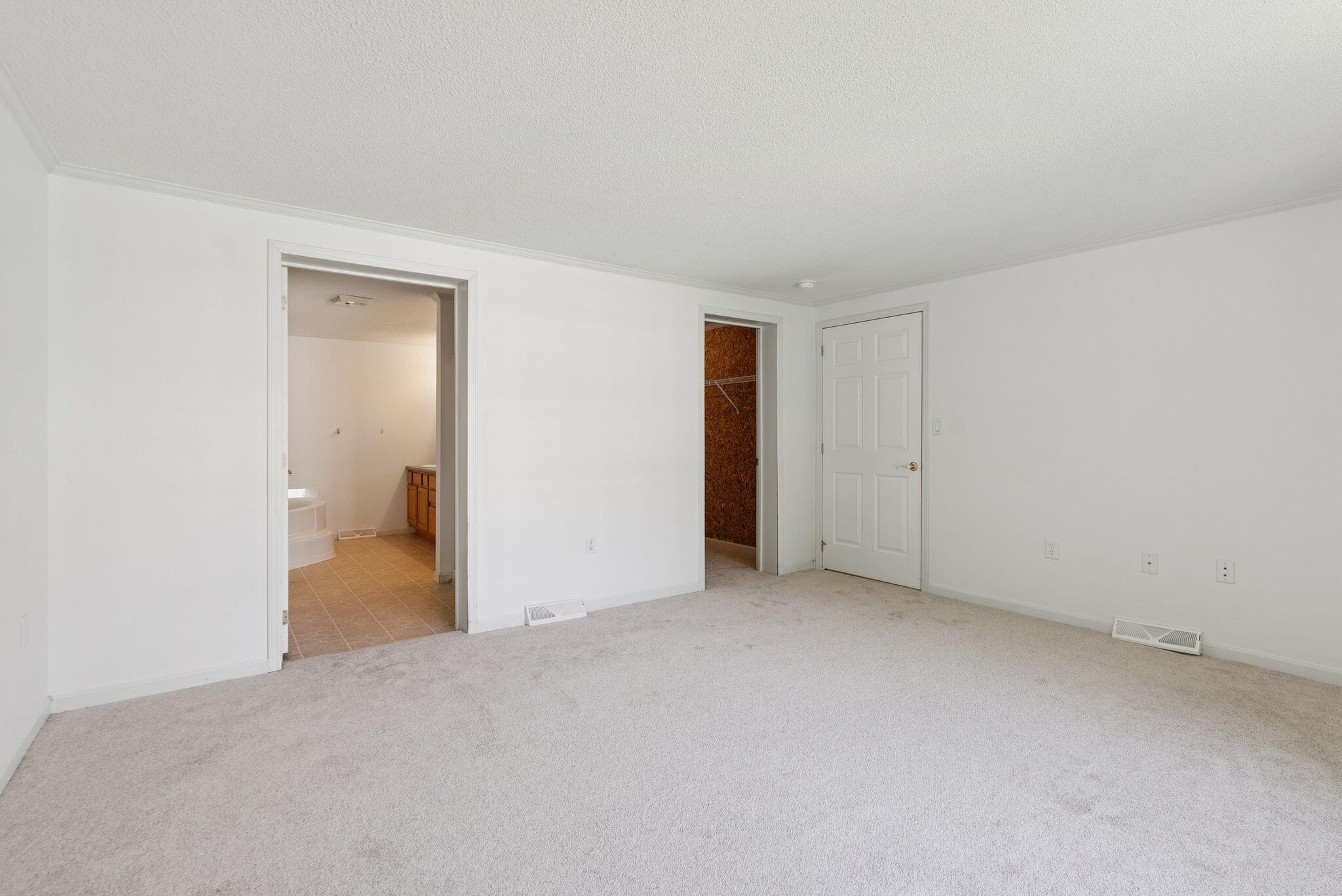 228 Deerwood Street