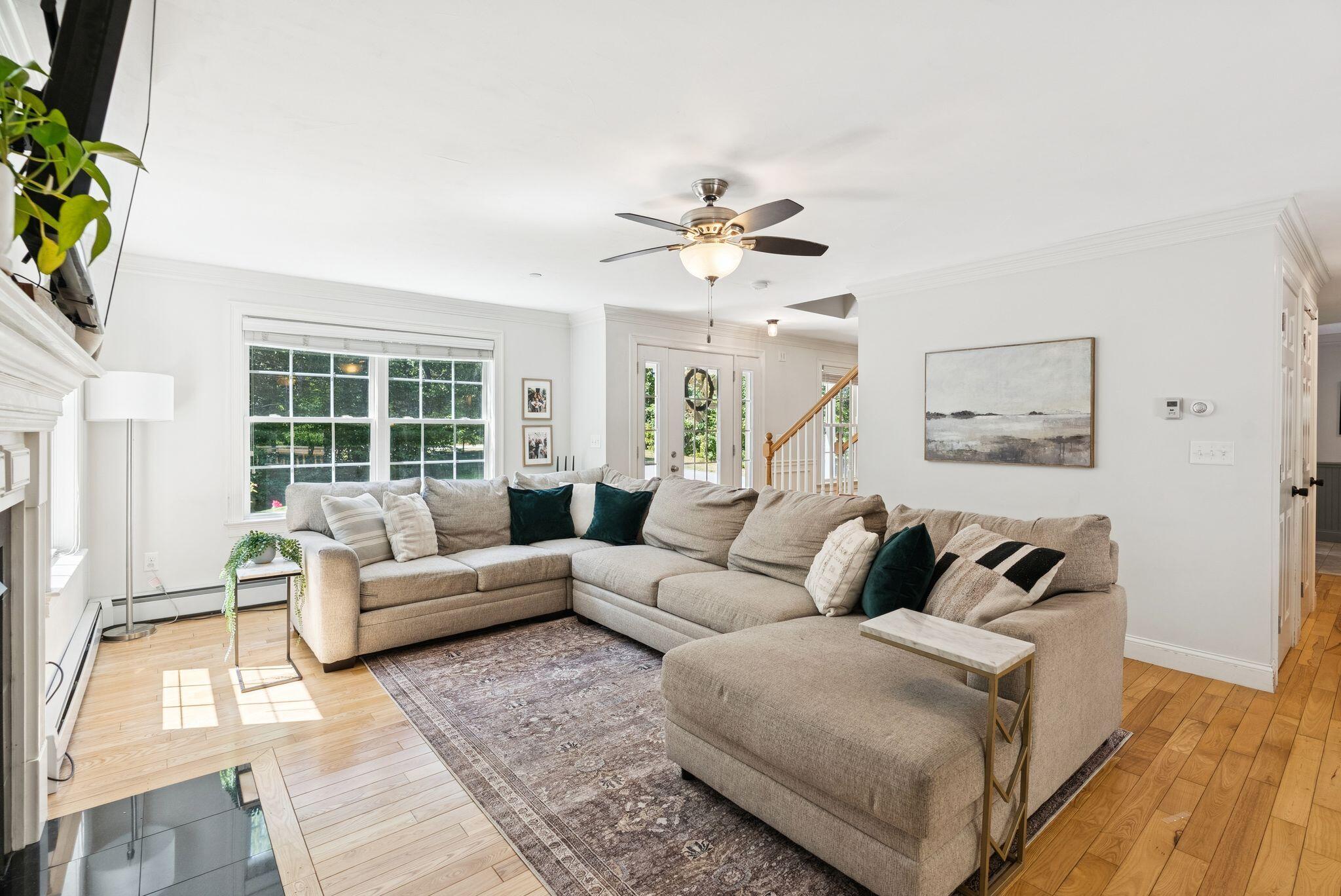 53 Old Colony Lane