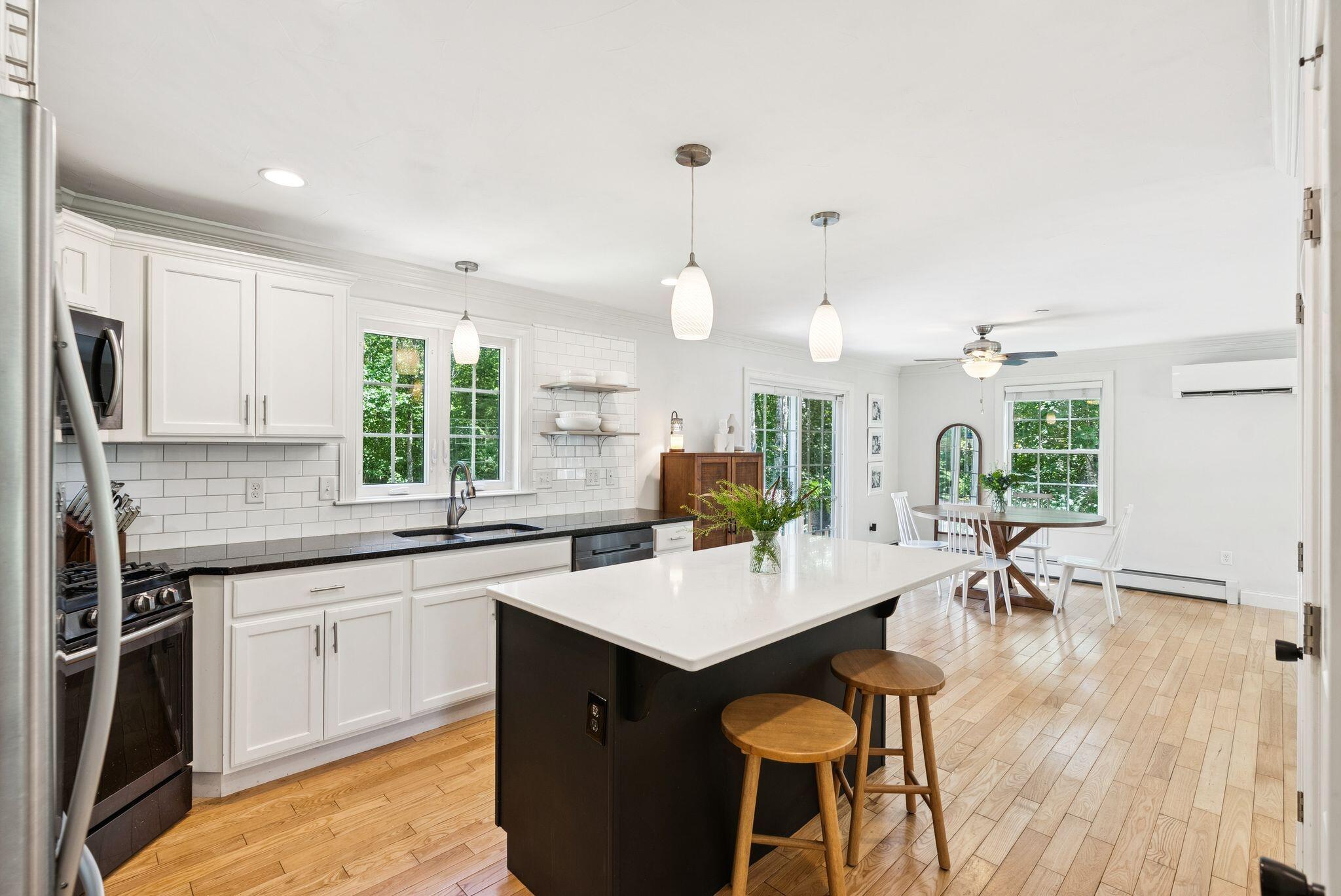 53 Old Colony Lane