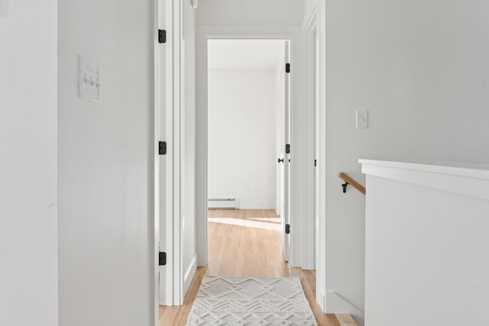 11 Feldspar Lane, 6
