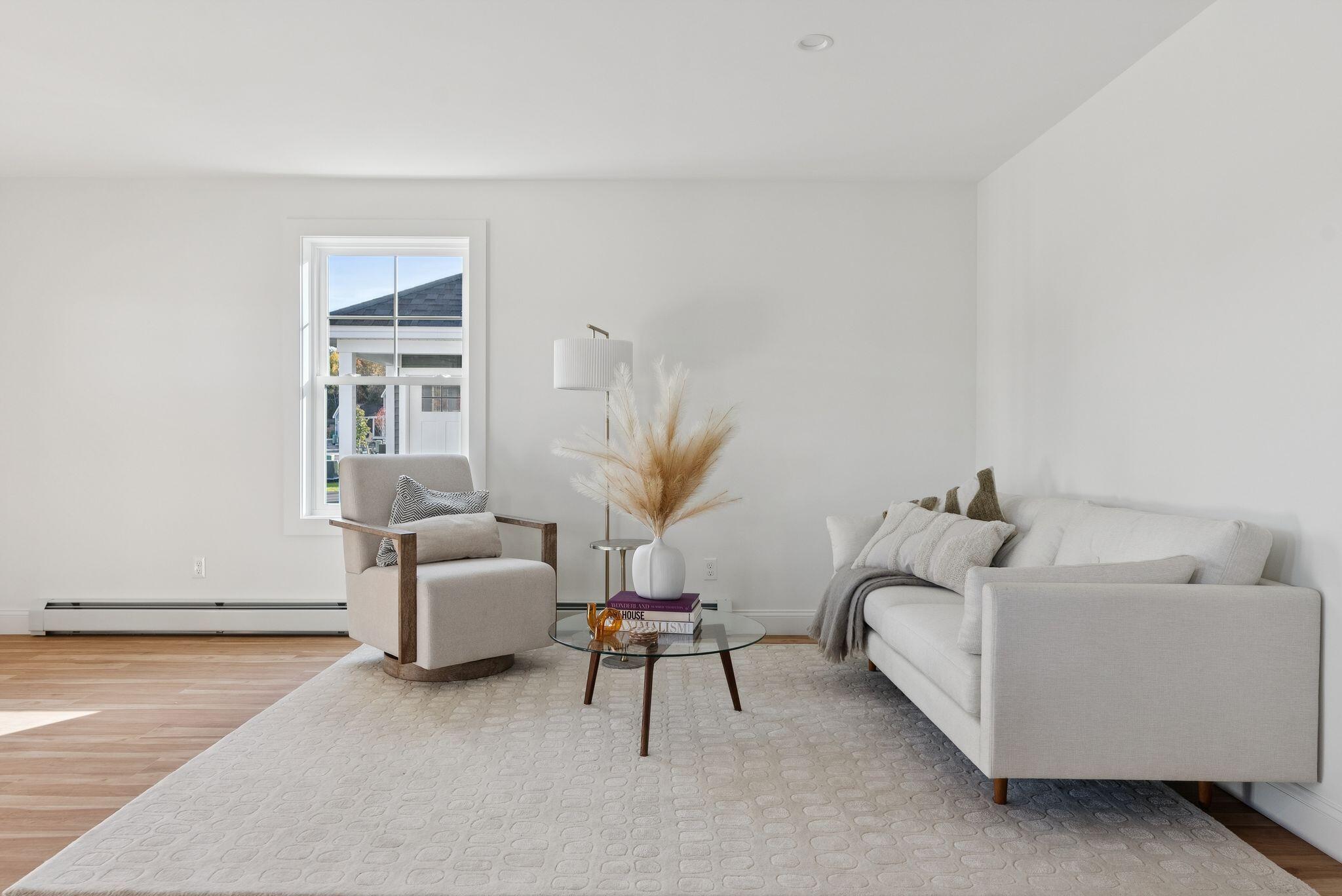 11 Feldspar Lane, 6