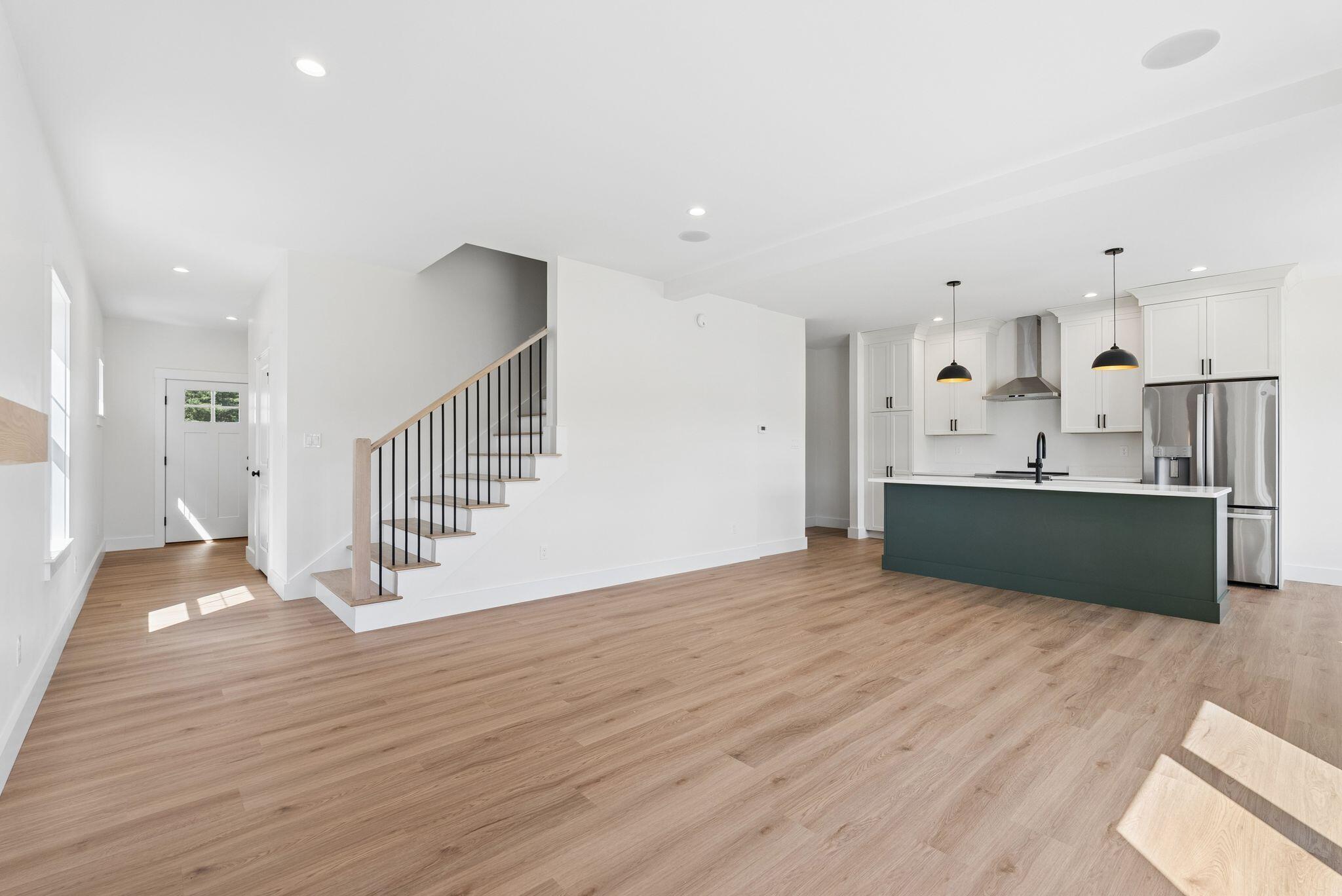 26 Feldspar Lane, 22