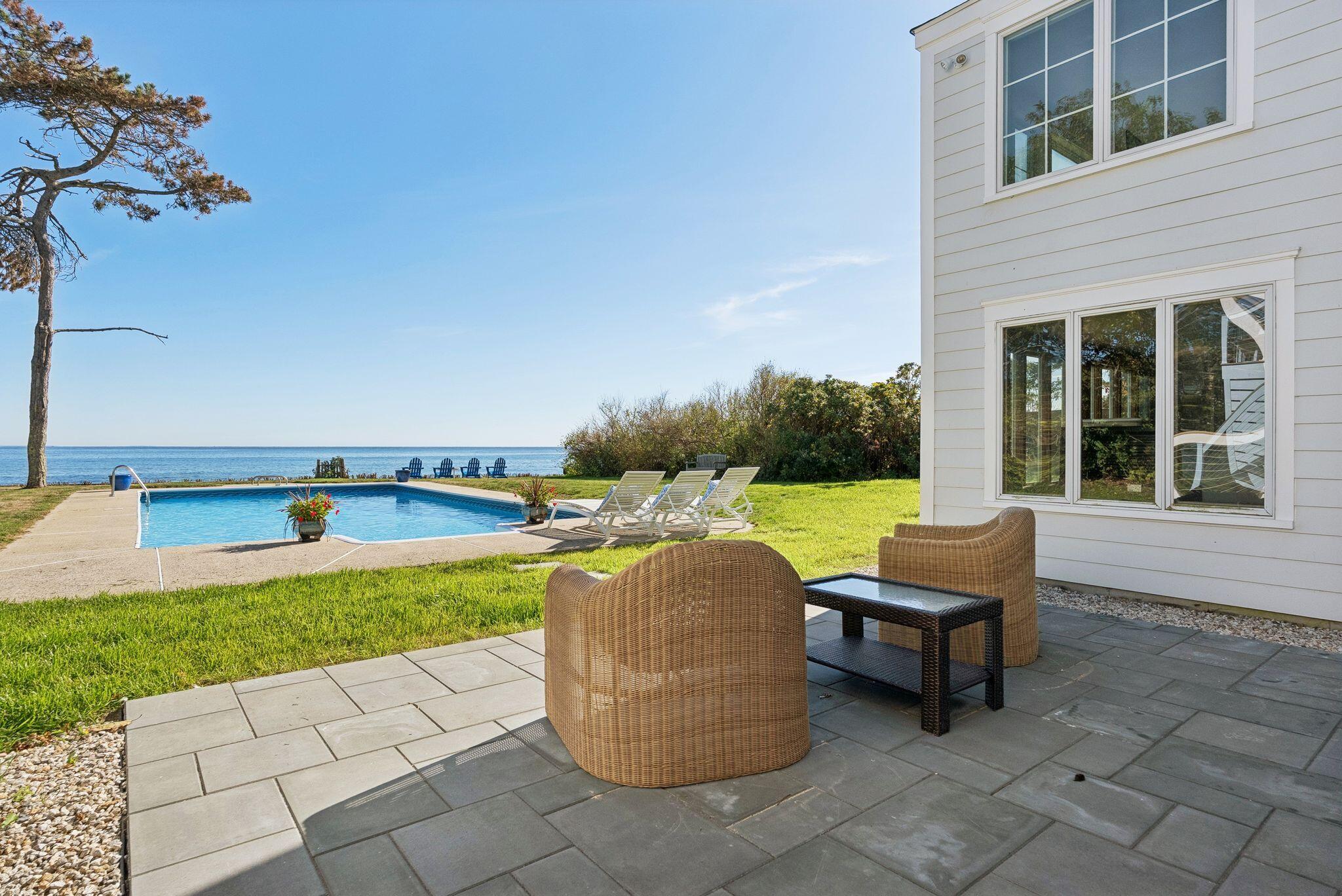 12 Salt Spray Lane