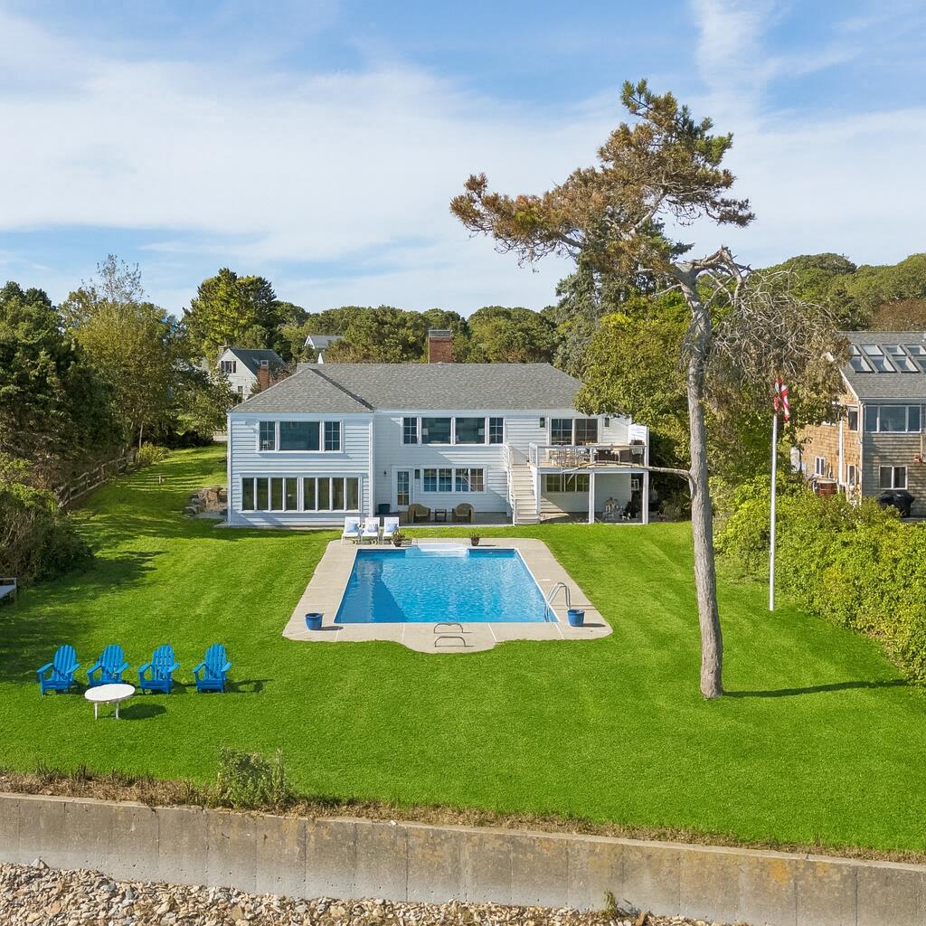 12 Salt Spray Lane