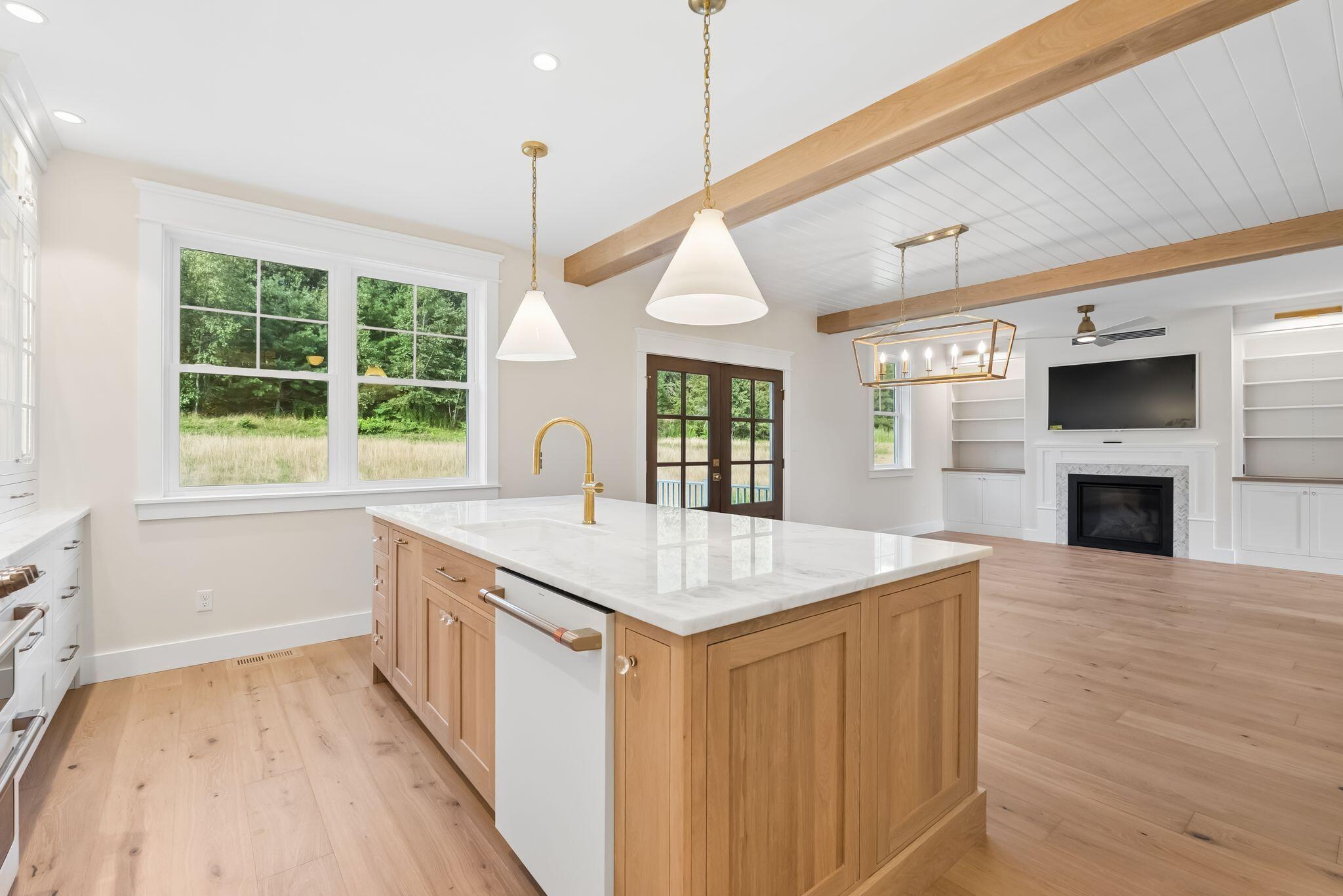31 Feldspar Lane, 16
