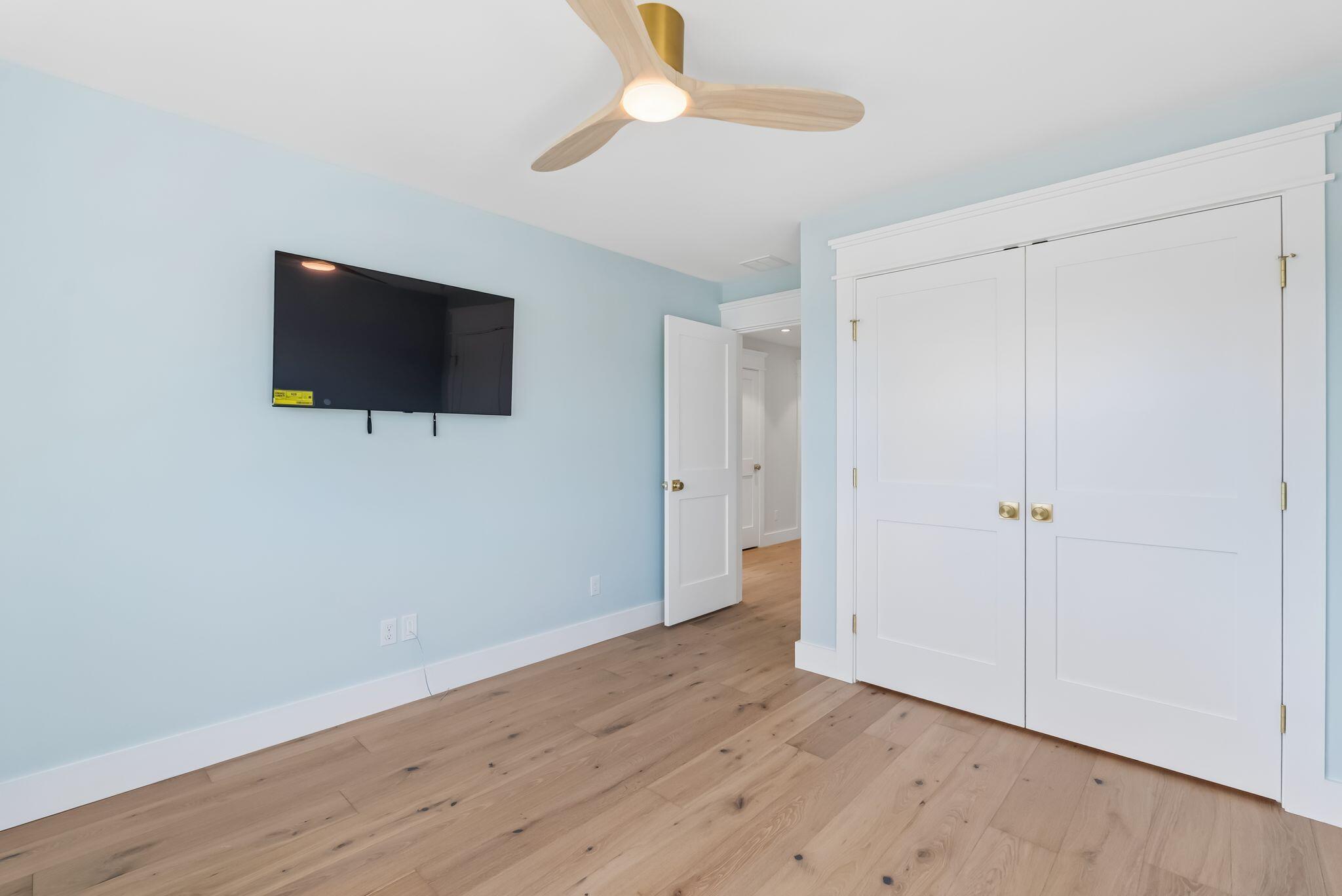 31 Feldspar Lane, 16