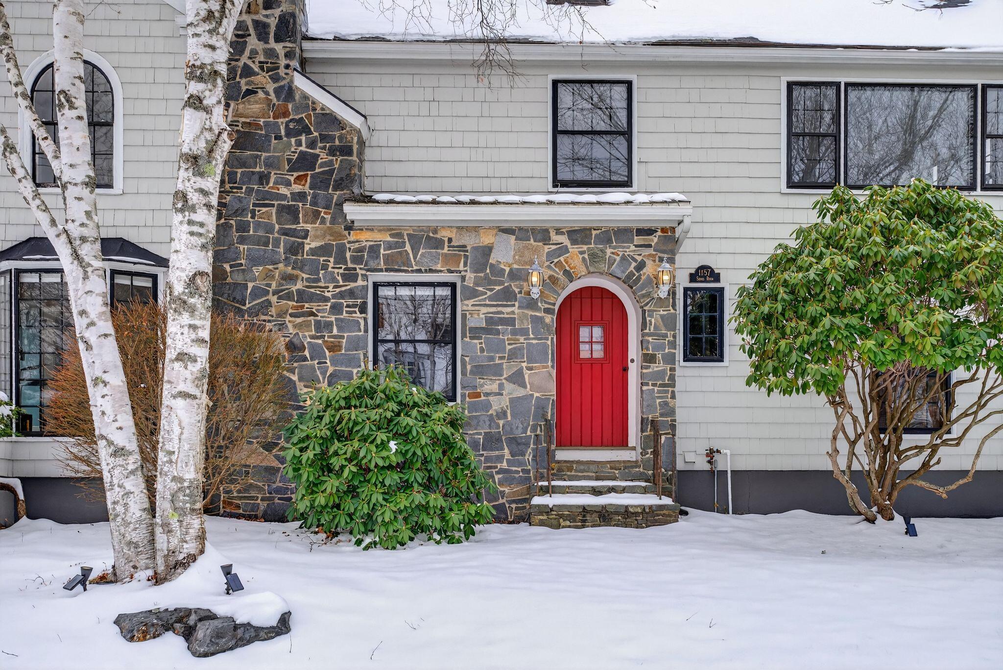 1157 Shore Road
