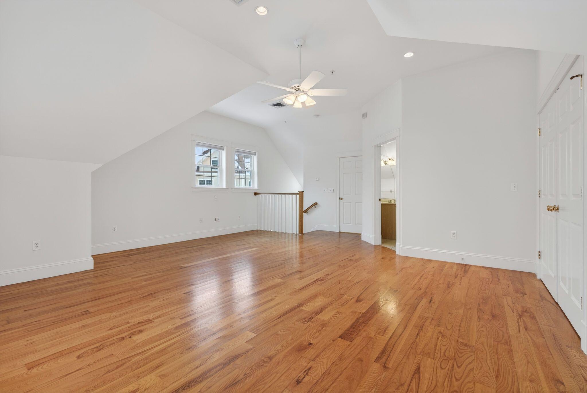 60 Ridge Road 8