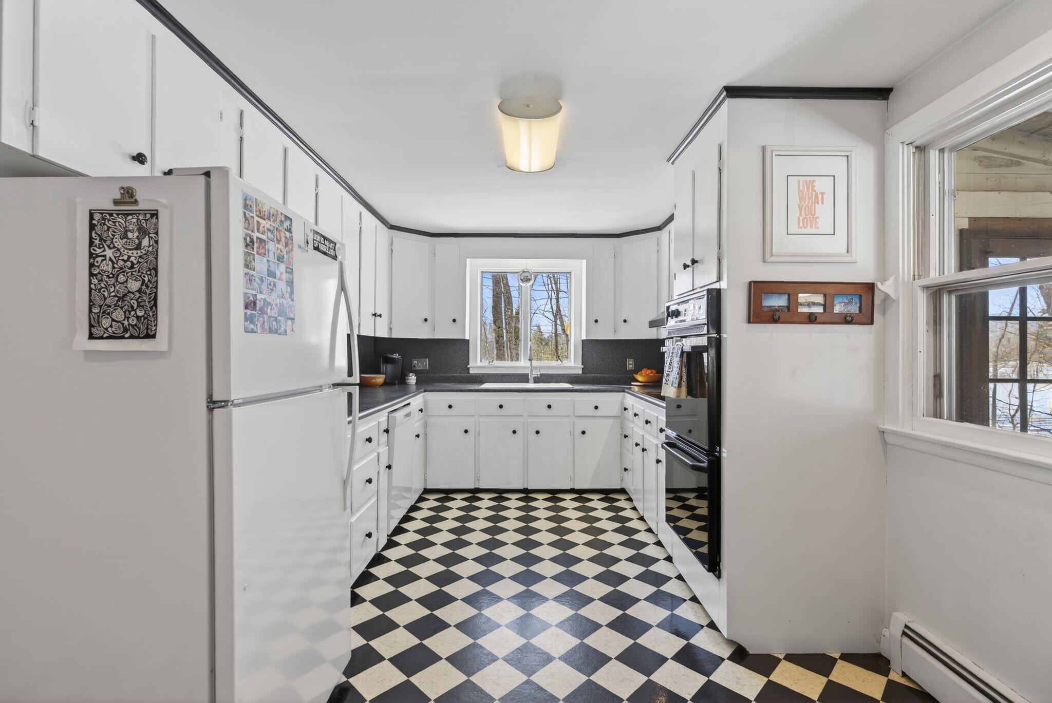 10 Hilltop Drive