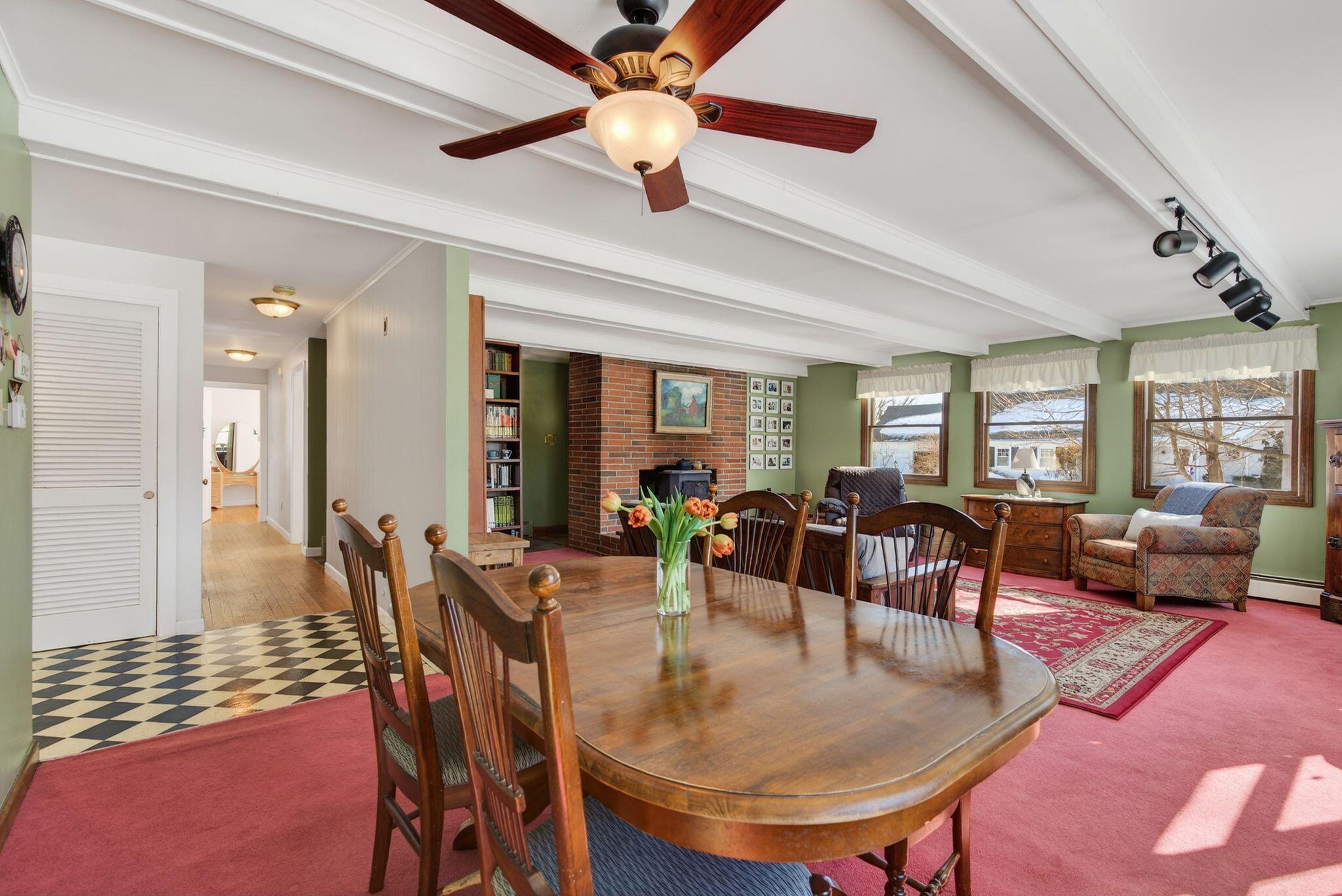 10 Hilltop Drive