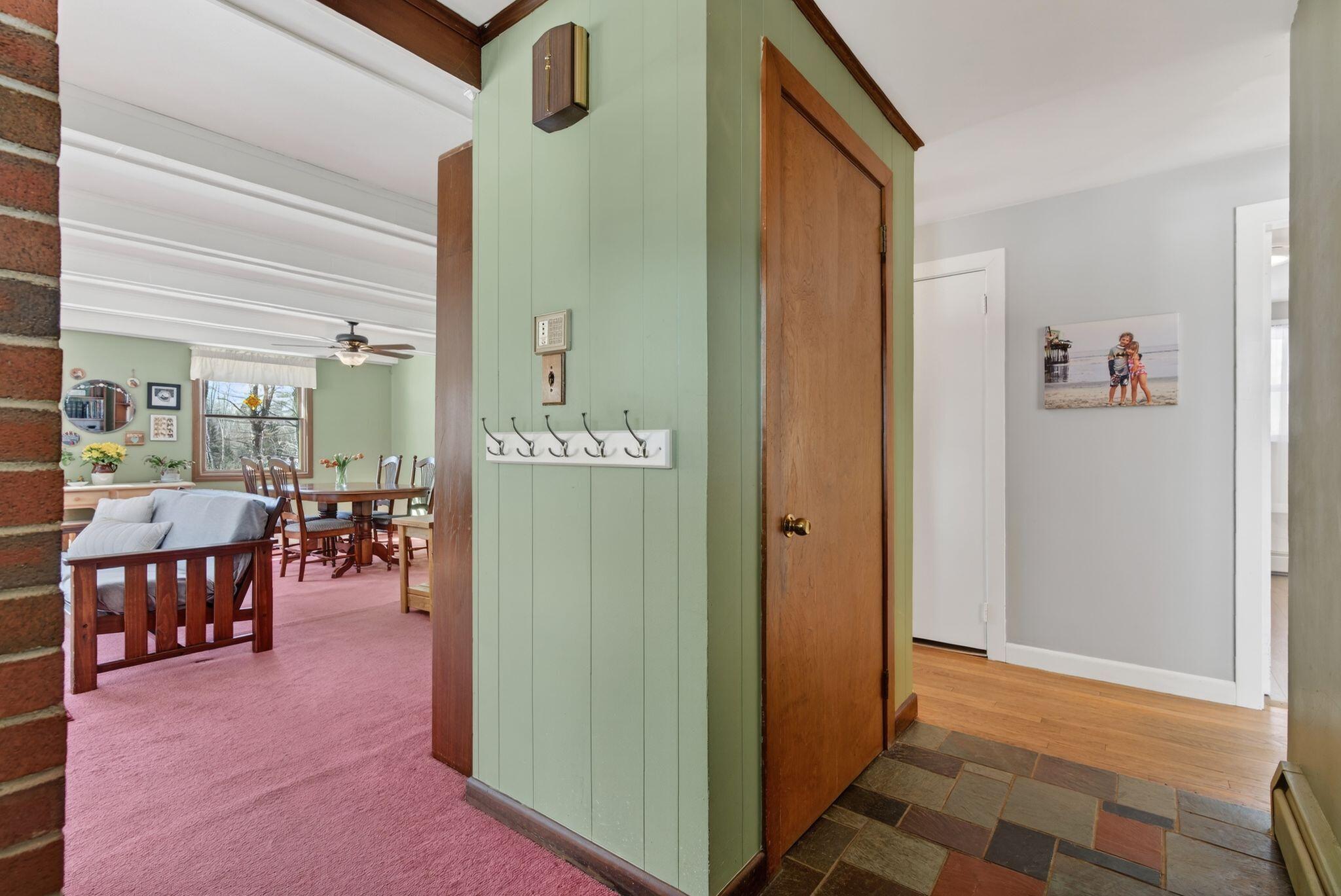 10 Hilltop Drive