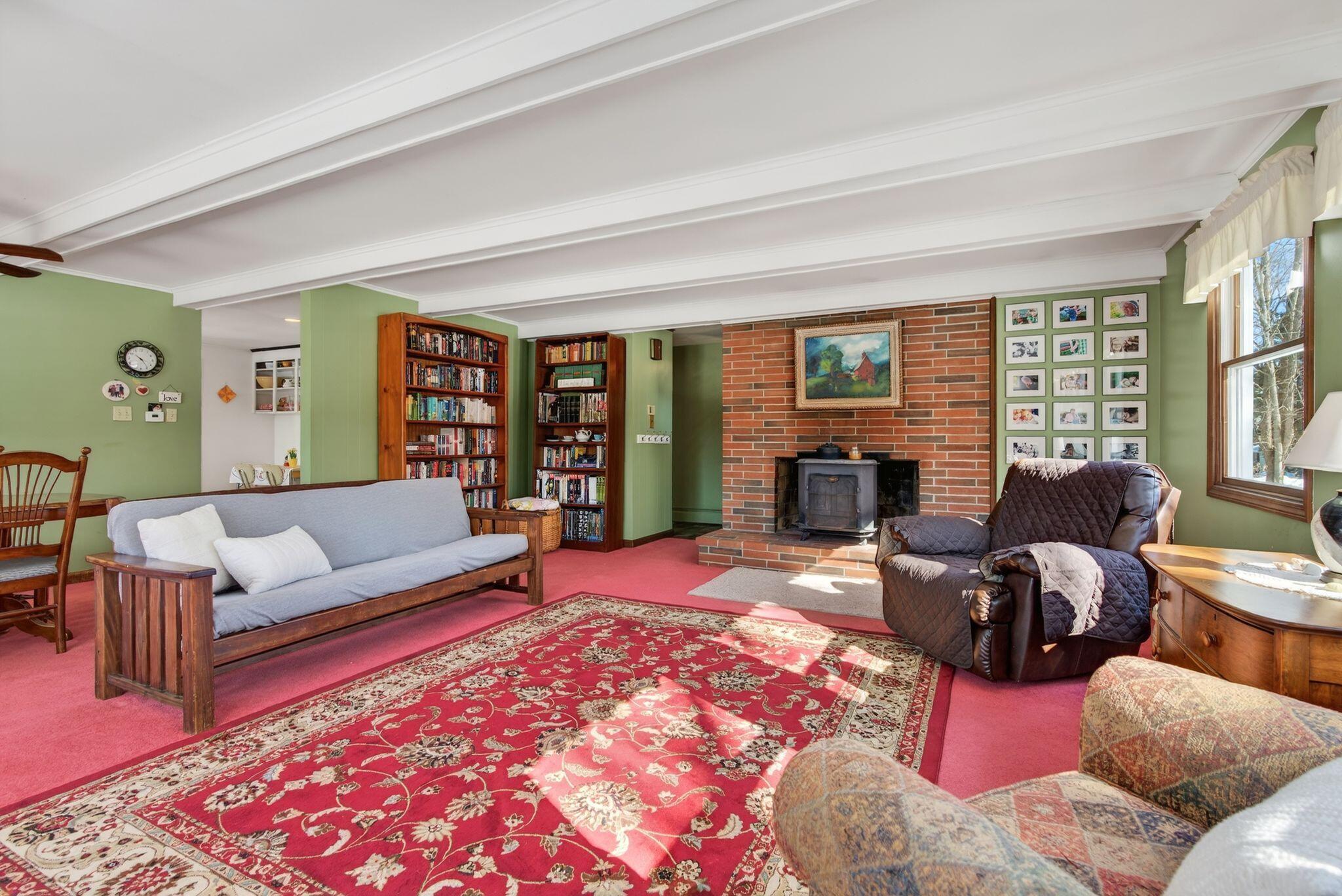 10 Hilltop Drive
