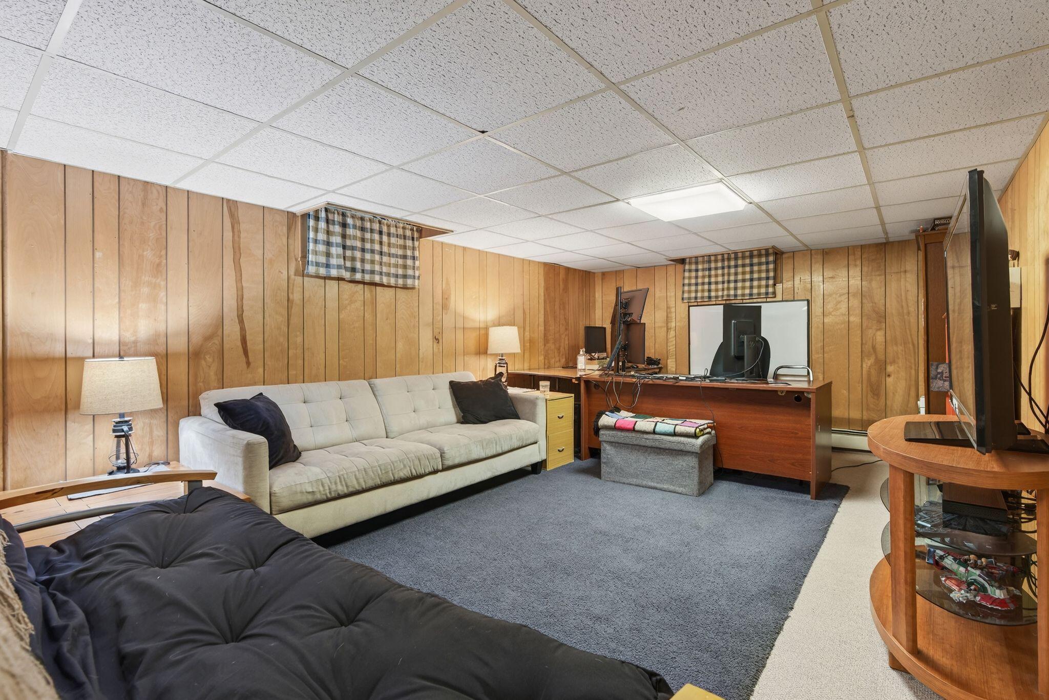 10 Hilltop Drive