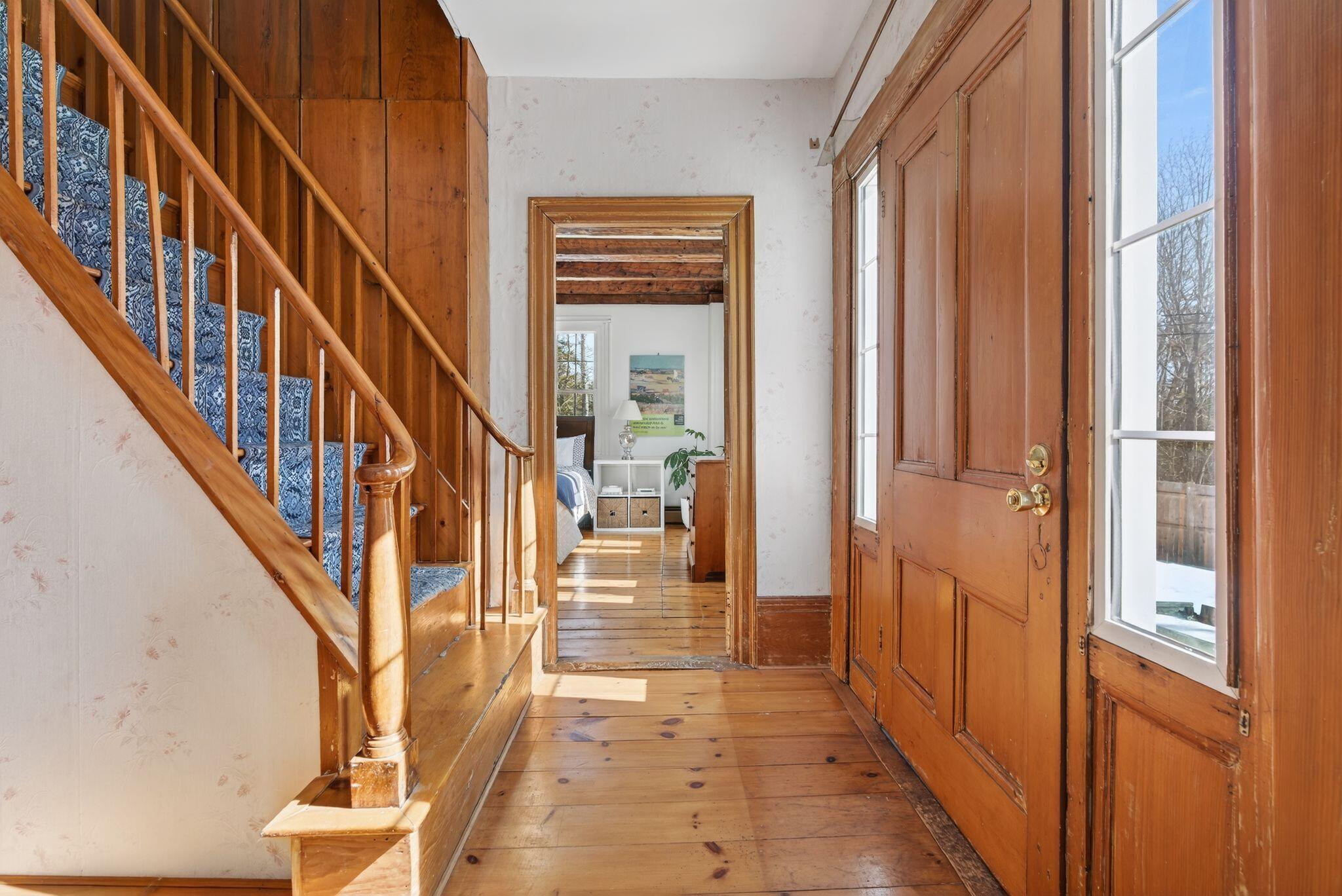 10 Lower Flying Point Road