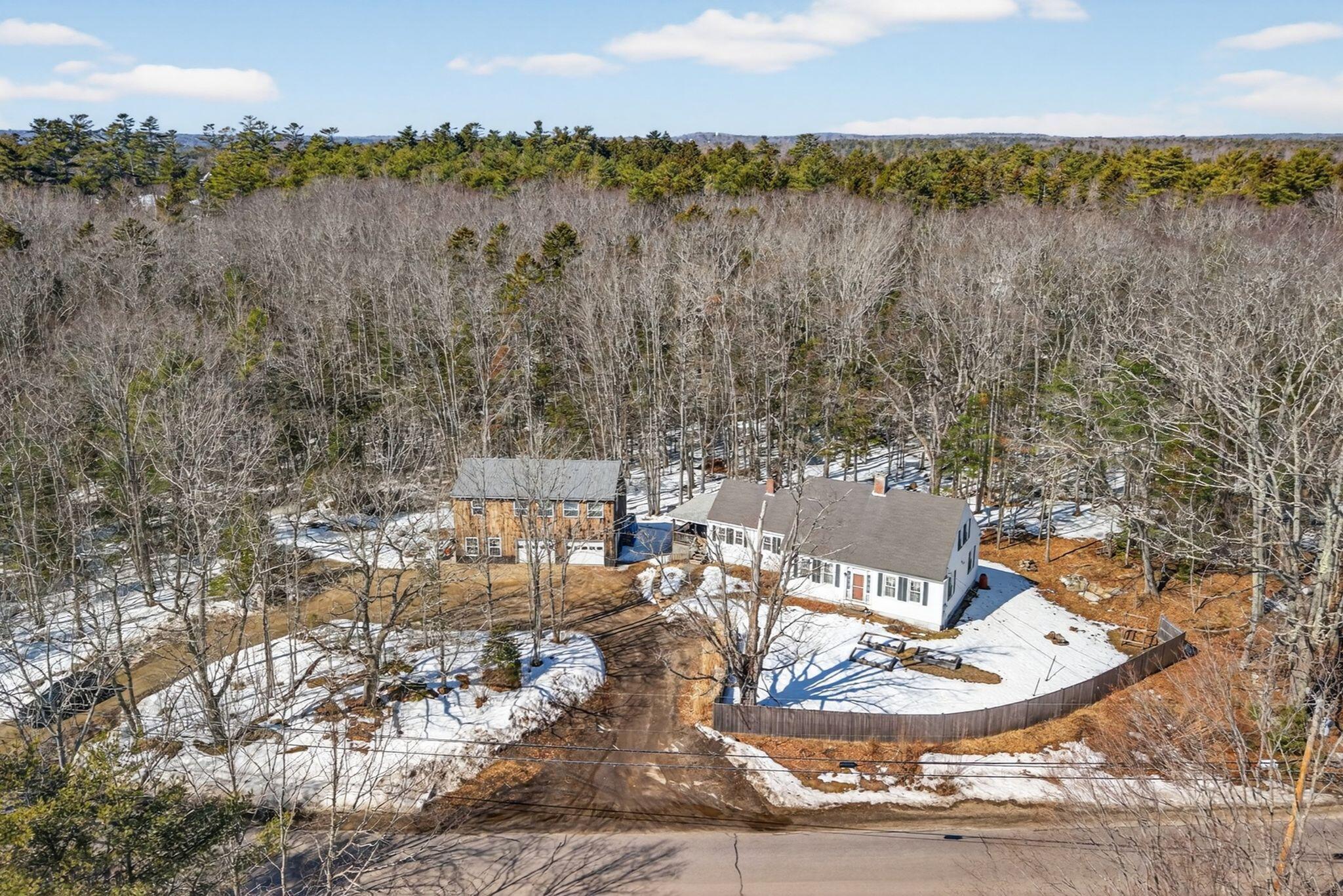 10 Lower Flying Point Road