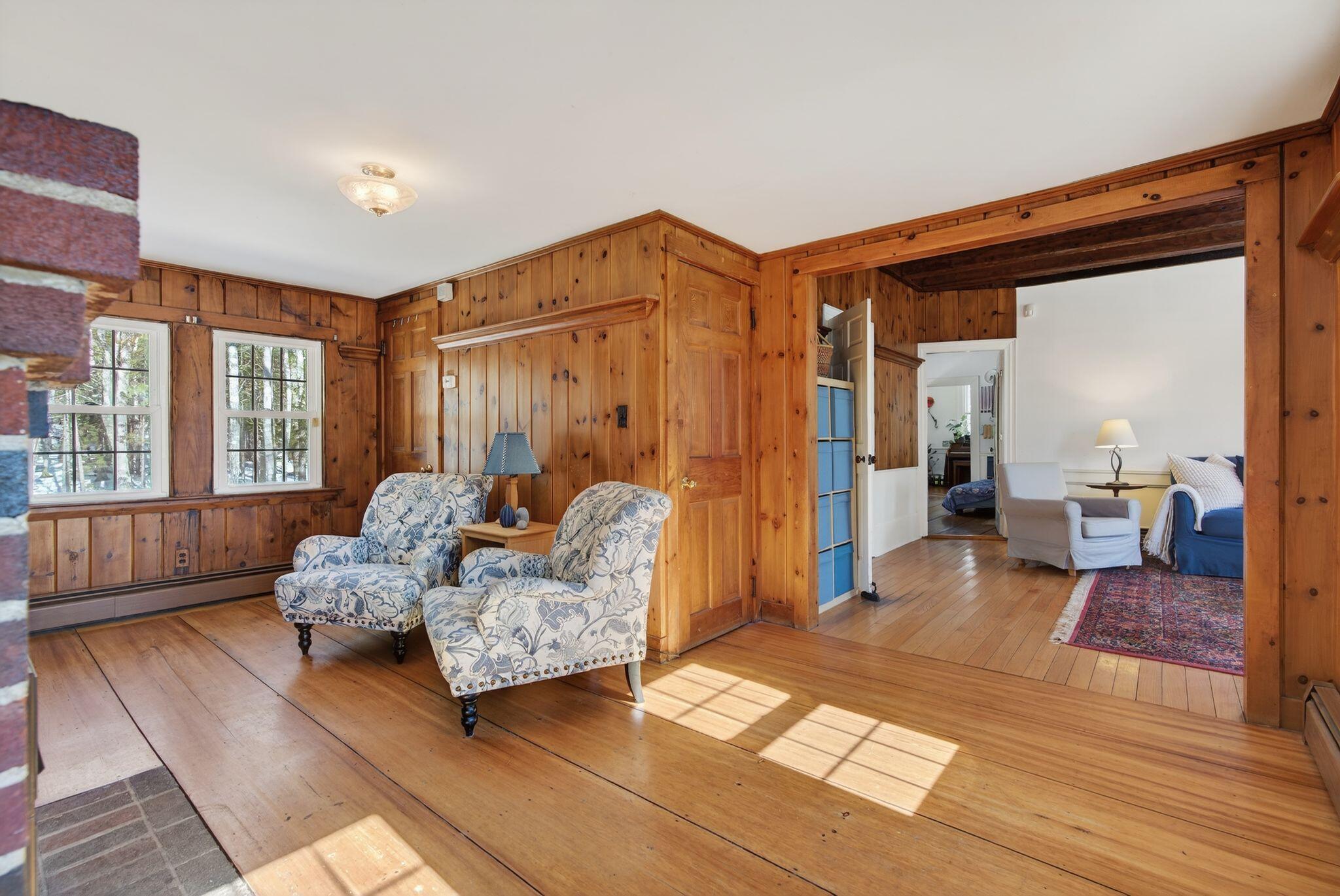 10 Lower Flying Point Road