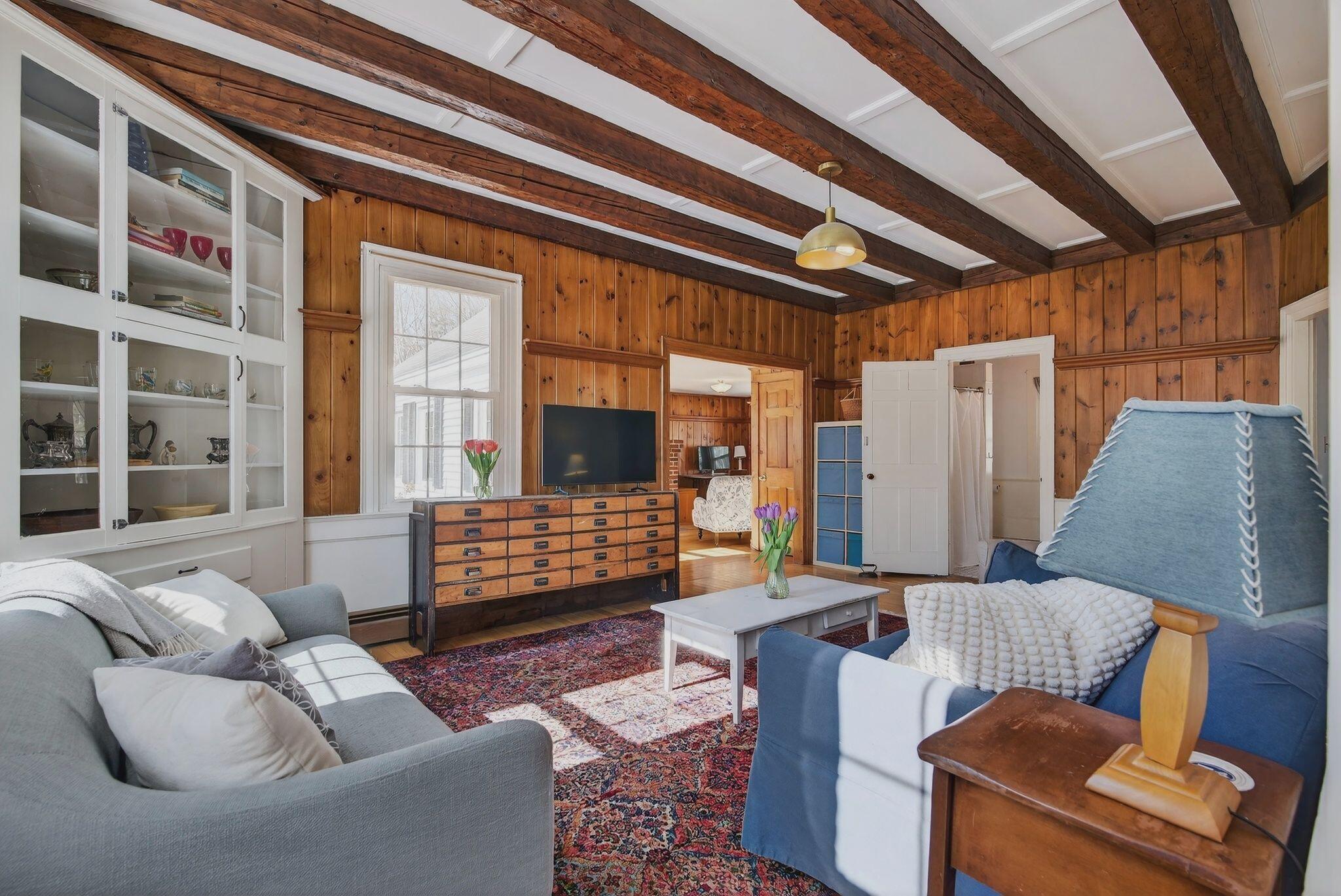 10 Lower Flying Point Road