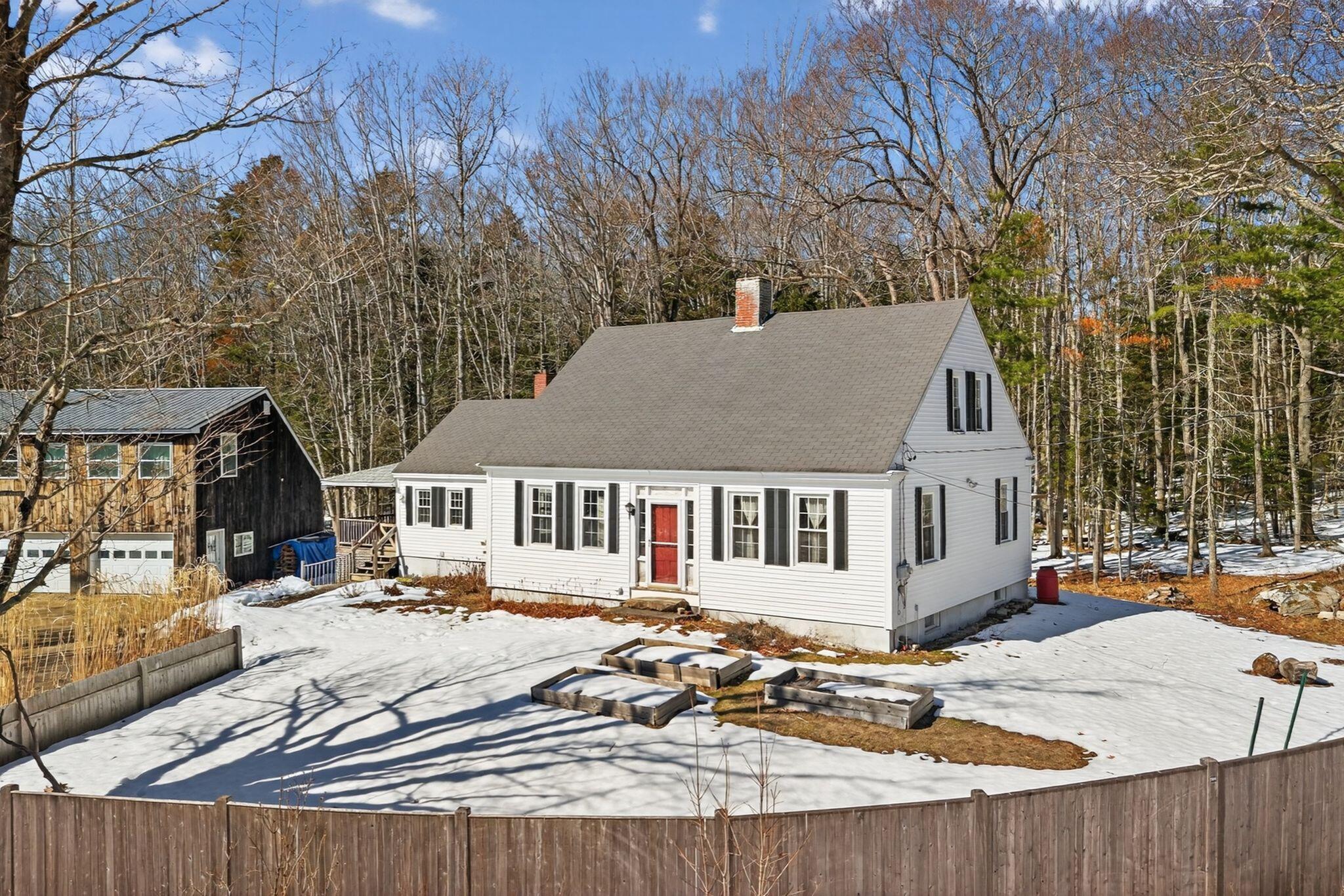 10 Lower Flying Point Road