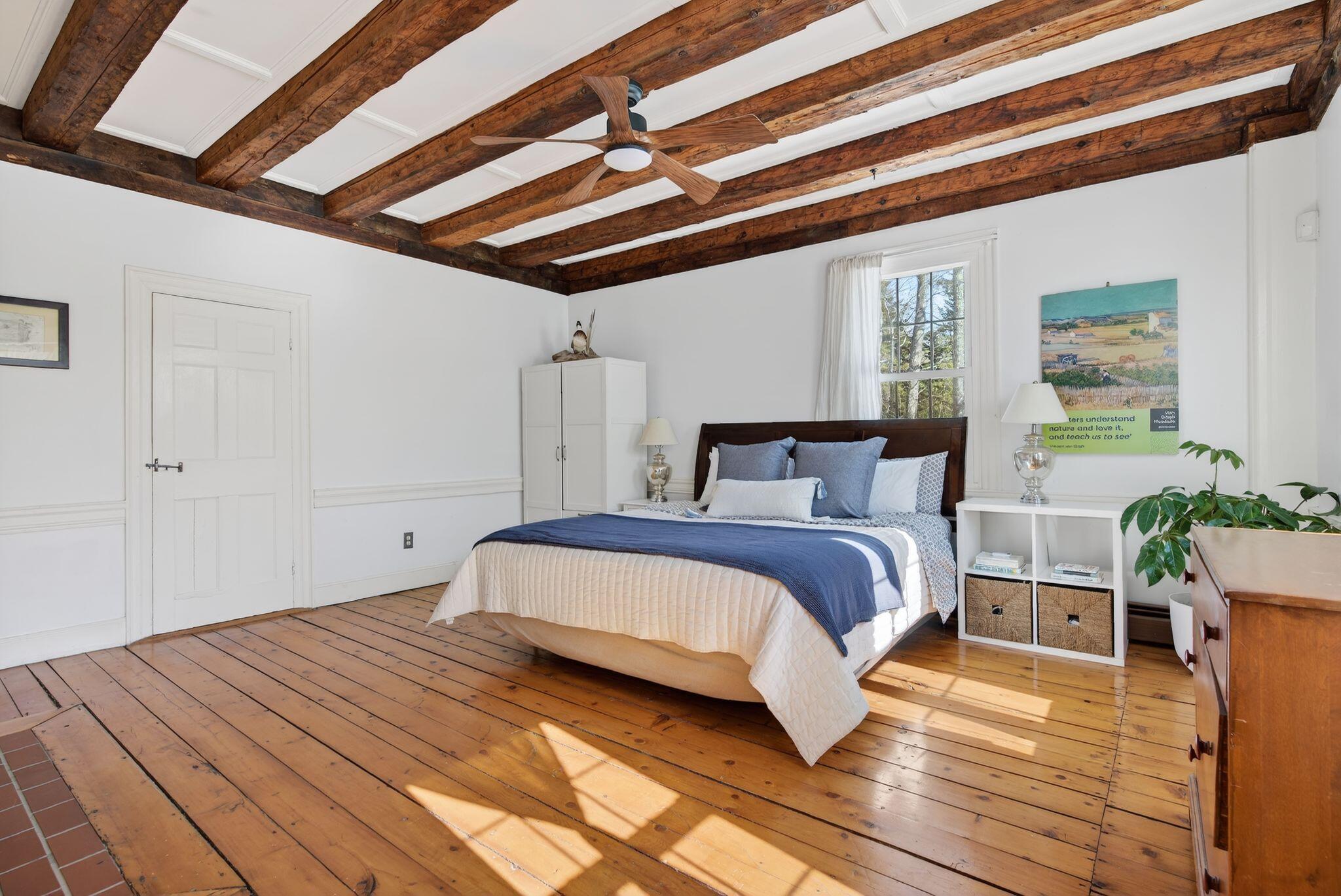 10 Lower Flying Point Road