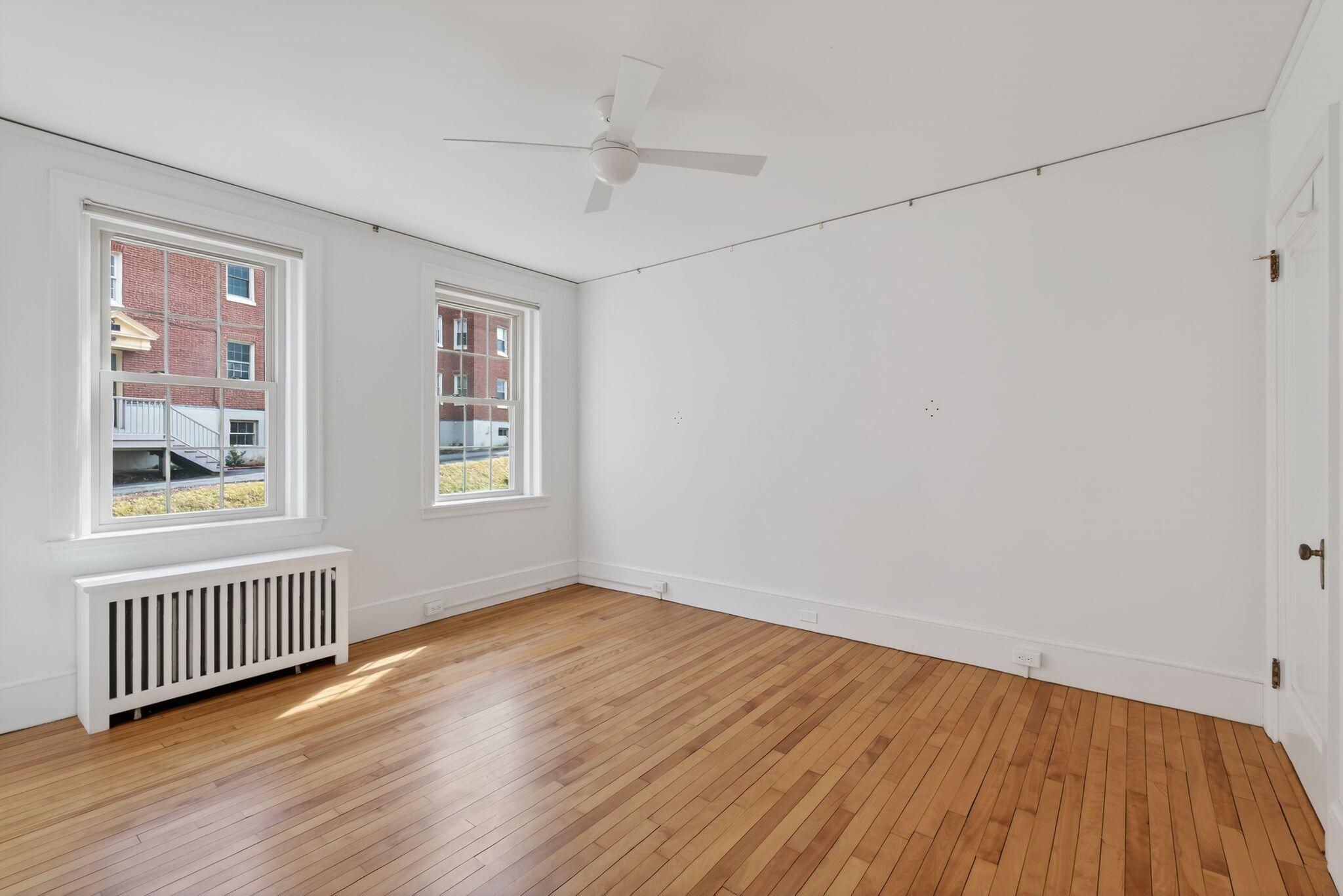 290 Baxter Boulevard A1
