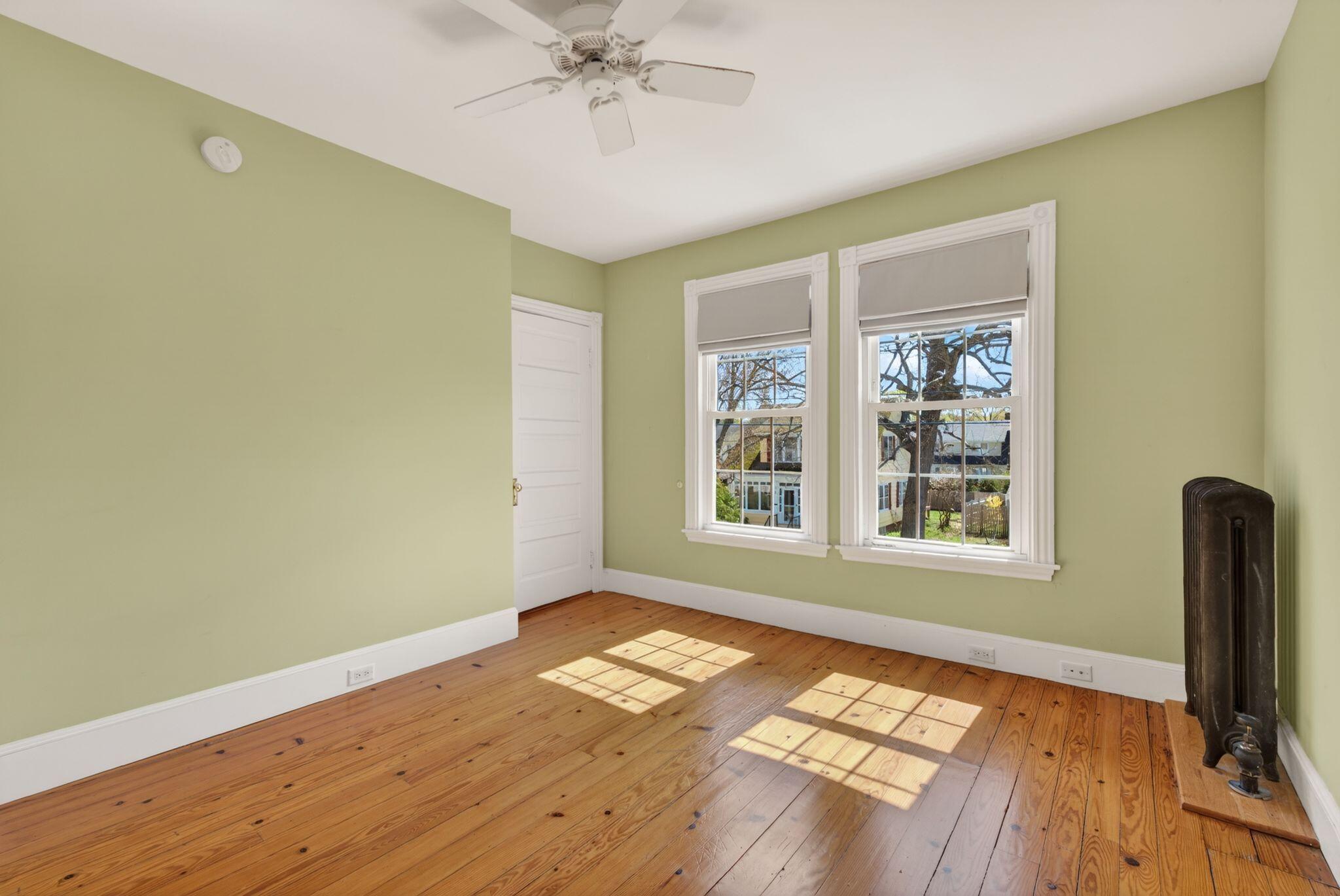 3 Leeman Street